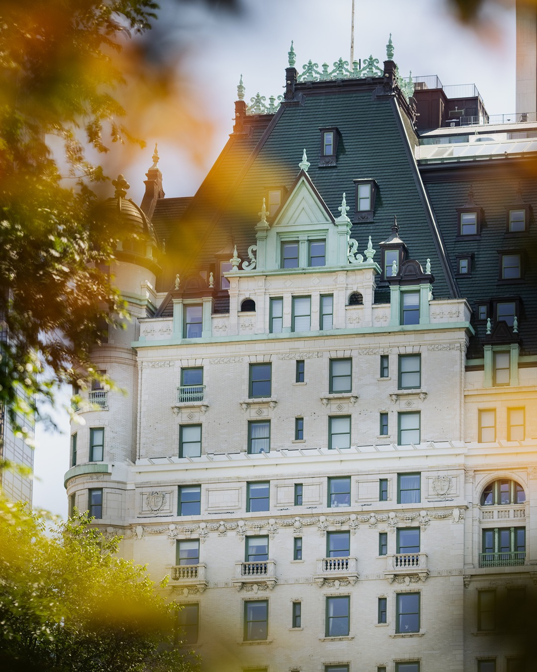 Tommy Hilfiger präsentiert die SS27 im The Plaza Hotel Während der New York Fashion Week präsentiert Hilfiger seine Interpretation des Classic American Cool