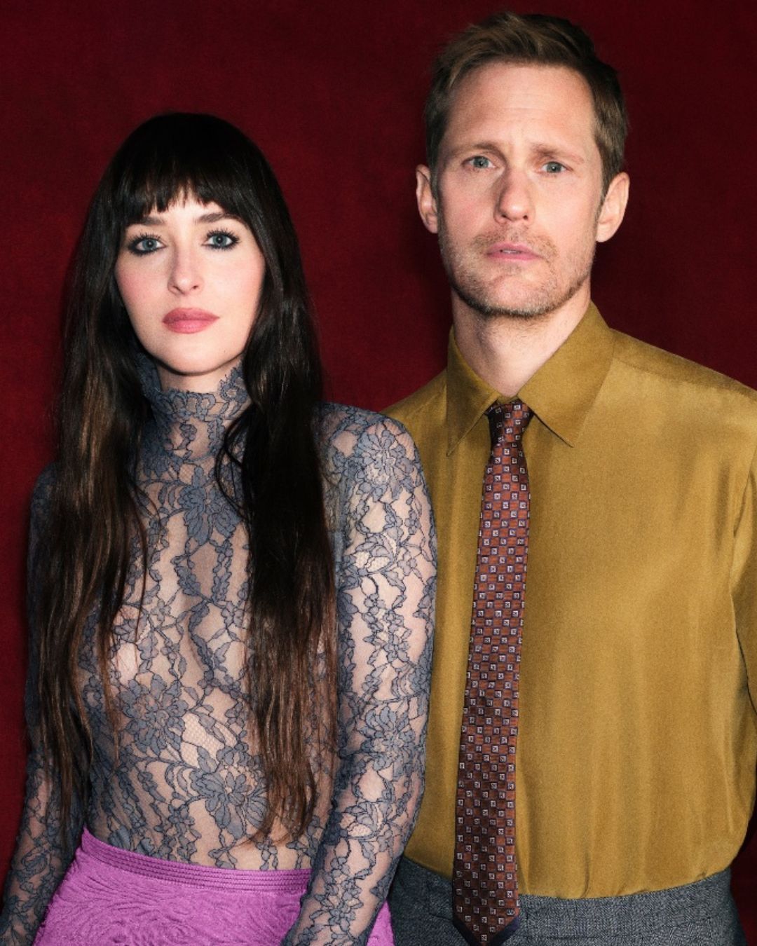 Dakota Johnson und Alexander Skarsgård sind die neuen Gesichter von Valentino Beauty Die Protagonisten der kommenden Duftkampagne