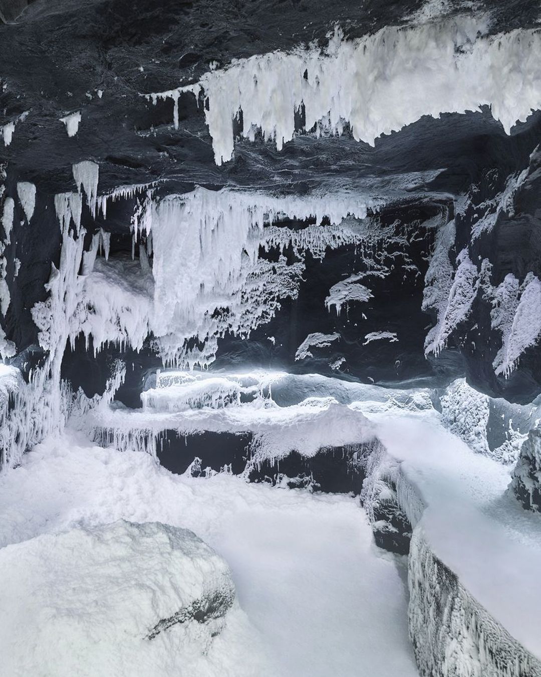 Adesso i miliardari si fanno costruire dei rifugi di neve Tutto quello che c'è da sapere sulle snow room, nuovo trend degli ultraricchi