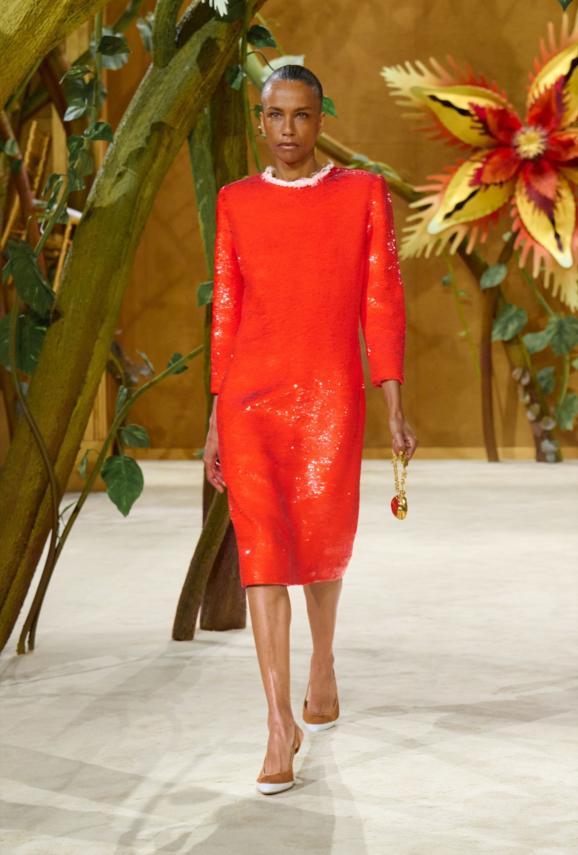Spaventapasseri e fate attraversano la Chanel Couture 2027 La narrativa Blazy continua in un nuovo mondo, questa volta quello delle fate | Image 626004