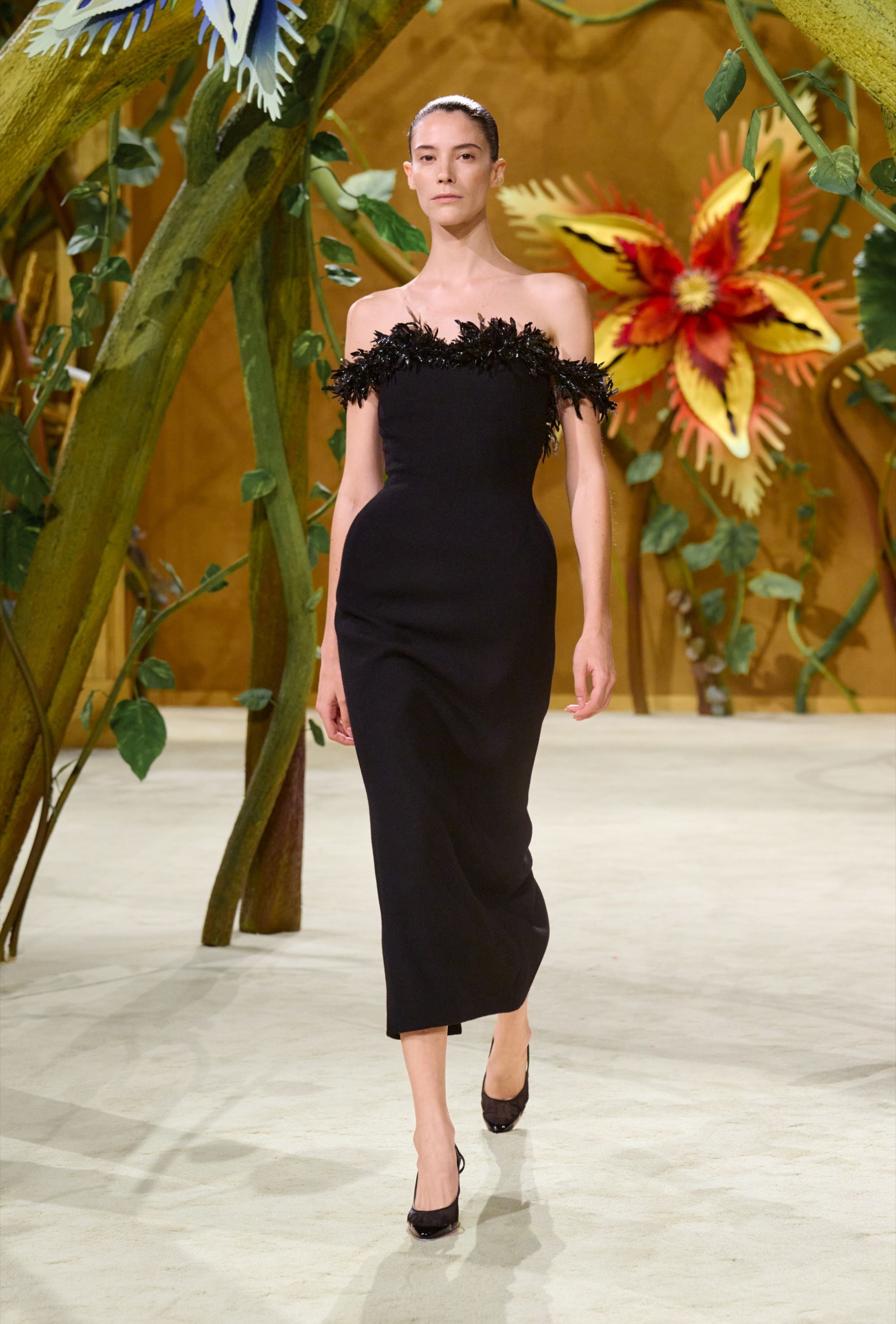 Spaventapasseri e fate attraversano la Chanel Couture 2027 La narrativa Blazy continua in un nuovo mondo, questa volta quello delle fate | Image 626053