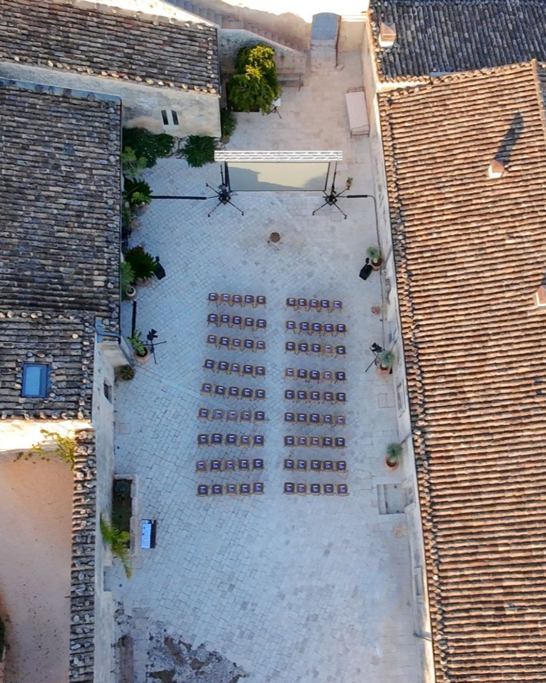 8 sunrises 2026: video art looks at the Moon in Noto With The Time Of The Moon