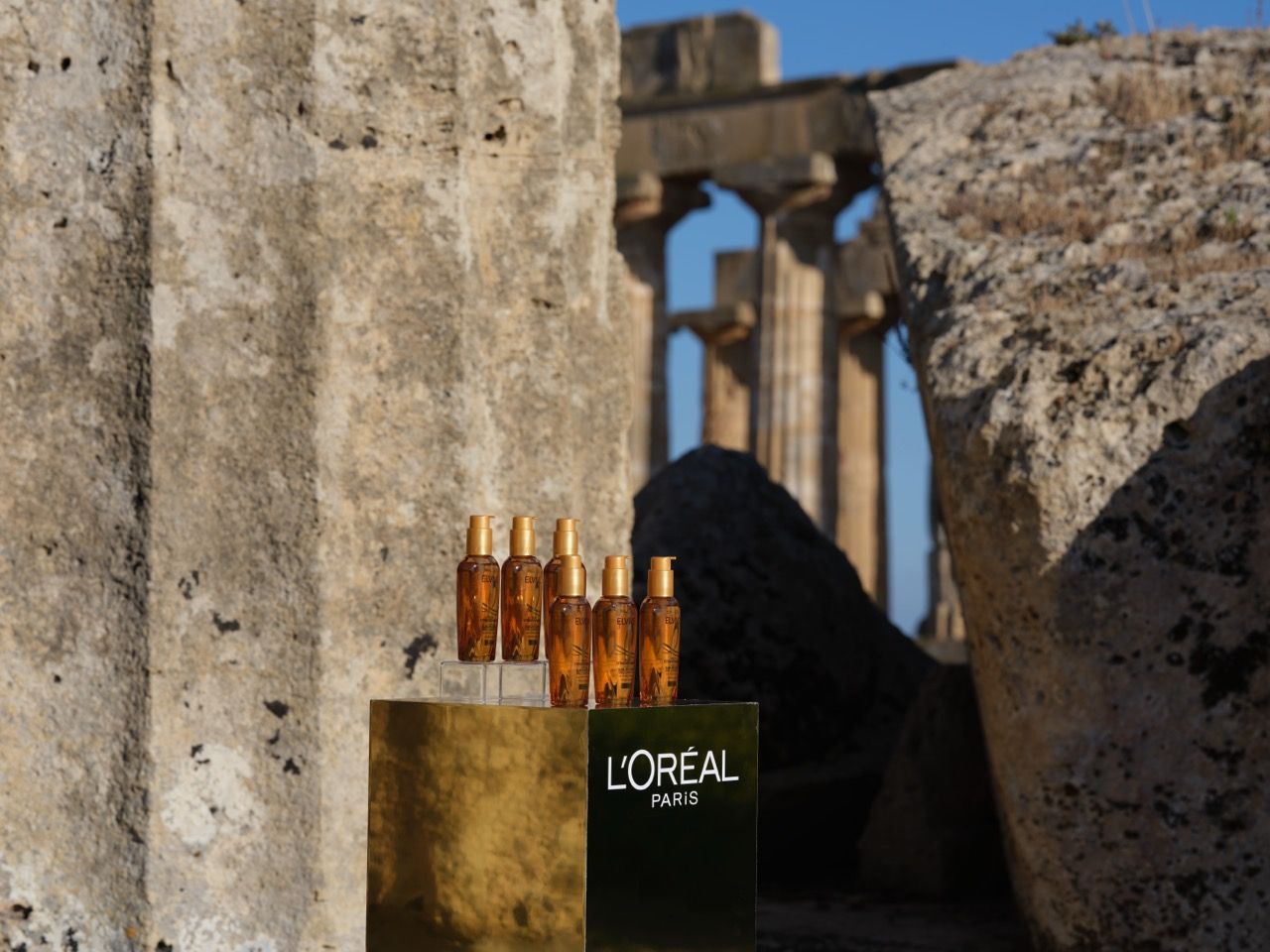 L'Oréal Paris wählt Selinunte als Schauplatz, um zeitlose Schönheit zu feiern Im Mittelpunkt des Erlebnisses stand Elvive Olio Straordinario | Image 626388