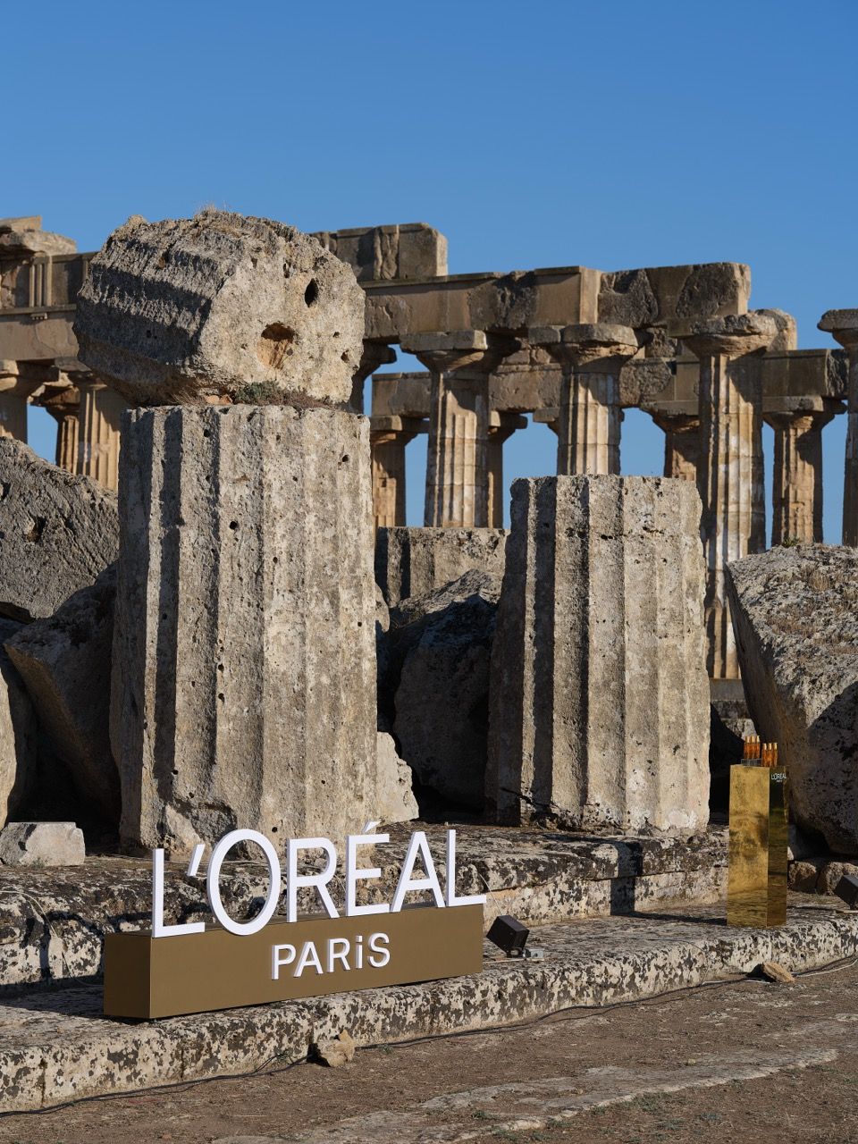 L'Oréal Paris wählt Selinunte als Schauplatz, um zeitlose Schönheit zu feiern Im Mittelpunkt des Erlebnisses stand Elvive Olio Straordinario | Image 626385