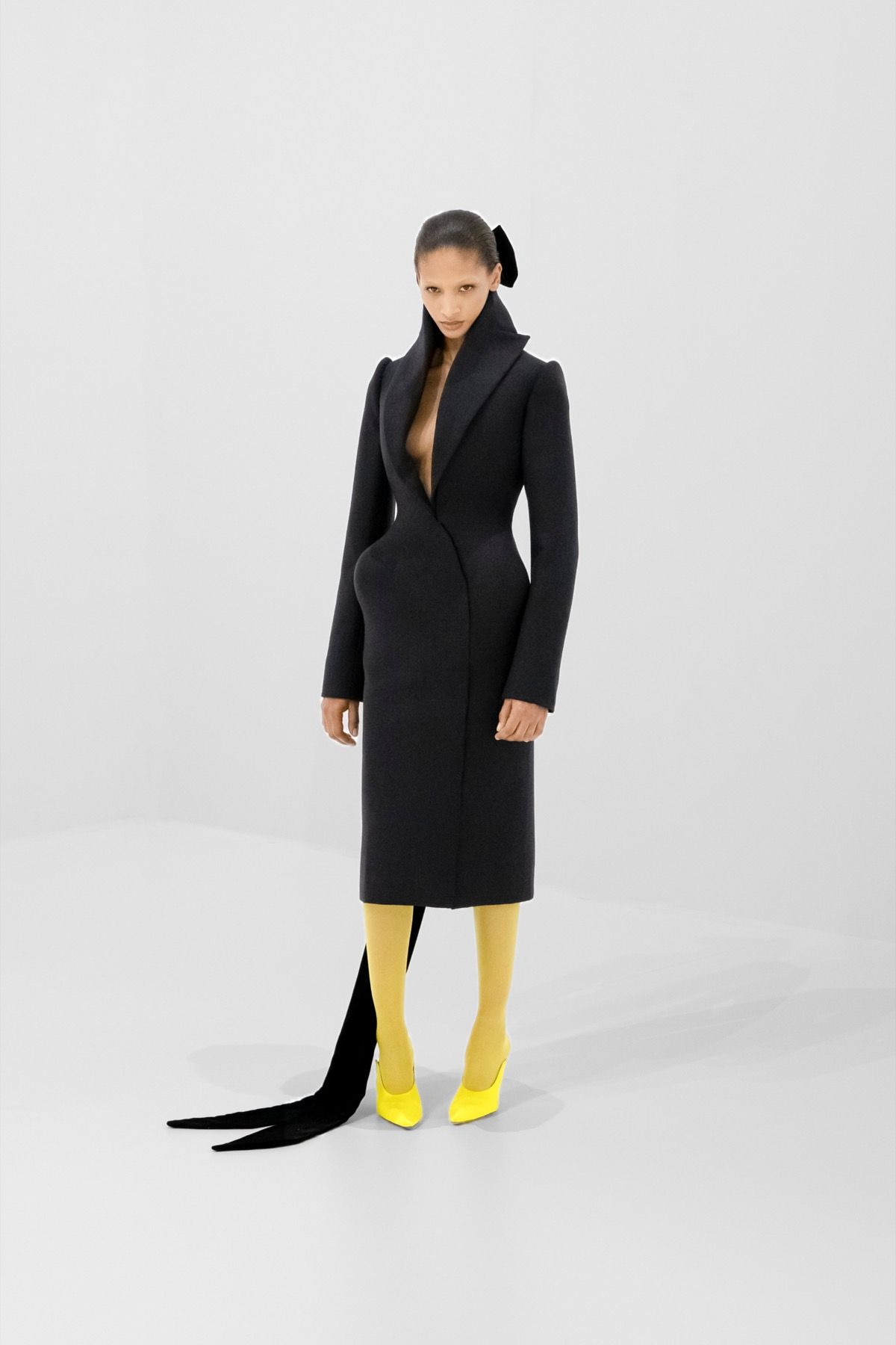 The Poetics of shapes and volumes in Jean Paul Gaultier's Couture 2027 Duran Lantik's debut collection is an ode to the brand's heritage and that of France as a whole | Image 626426