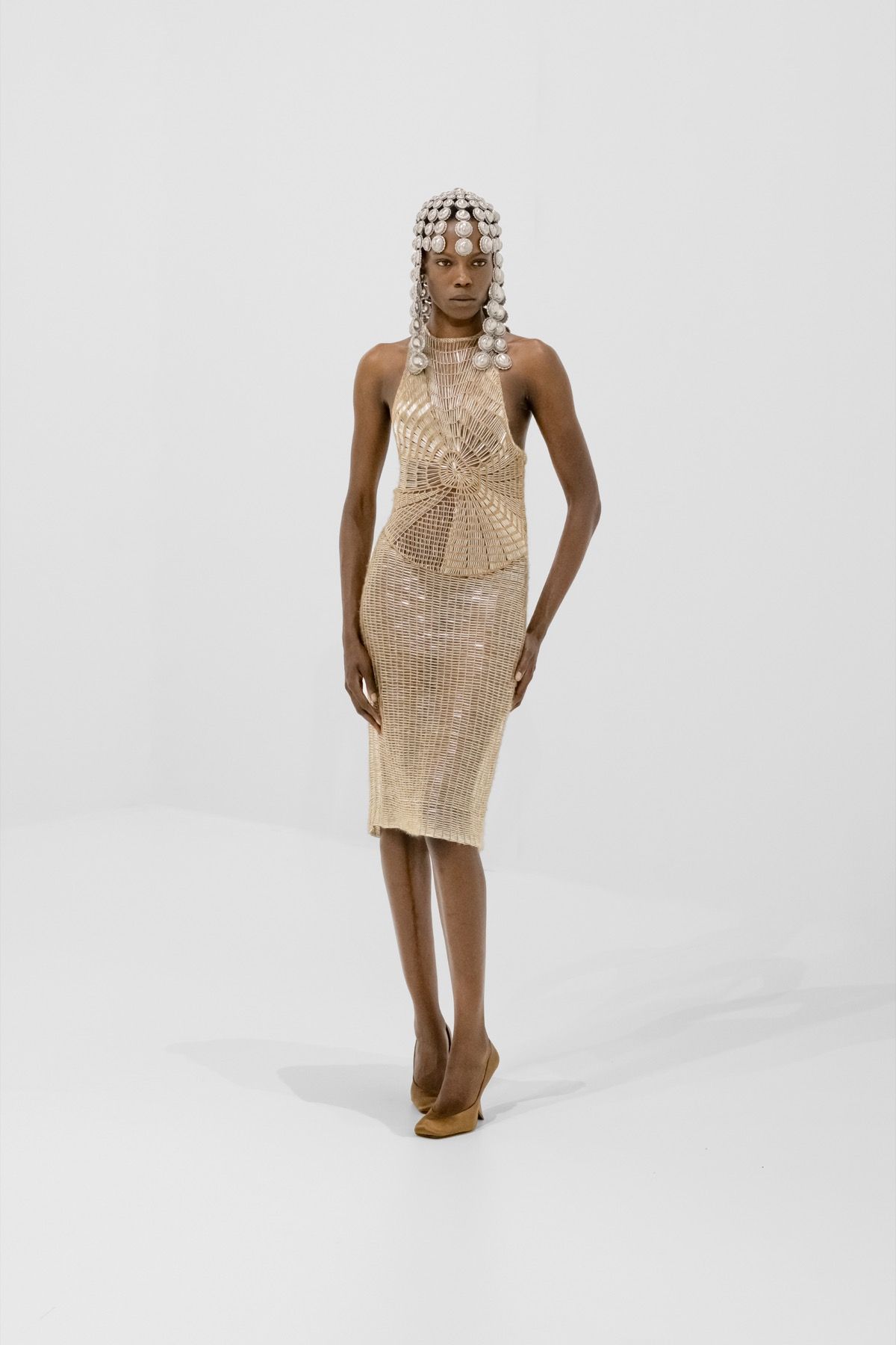 The Poetics of shapes and volumes in Jean Paul Gaultier's Couture 2027 Duran Lantik's debut collection is an ode to the brand's heritage and that of France as a whole | Image 626410