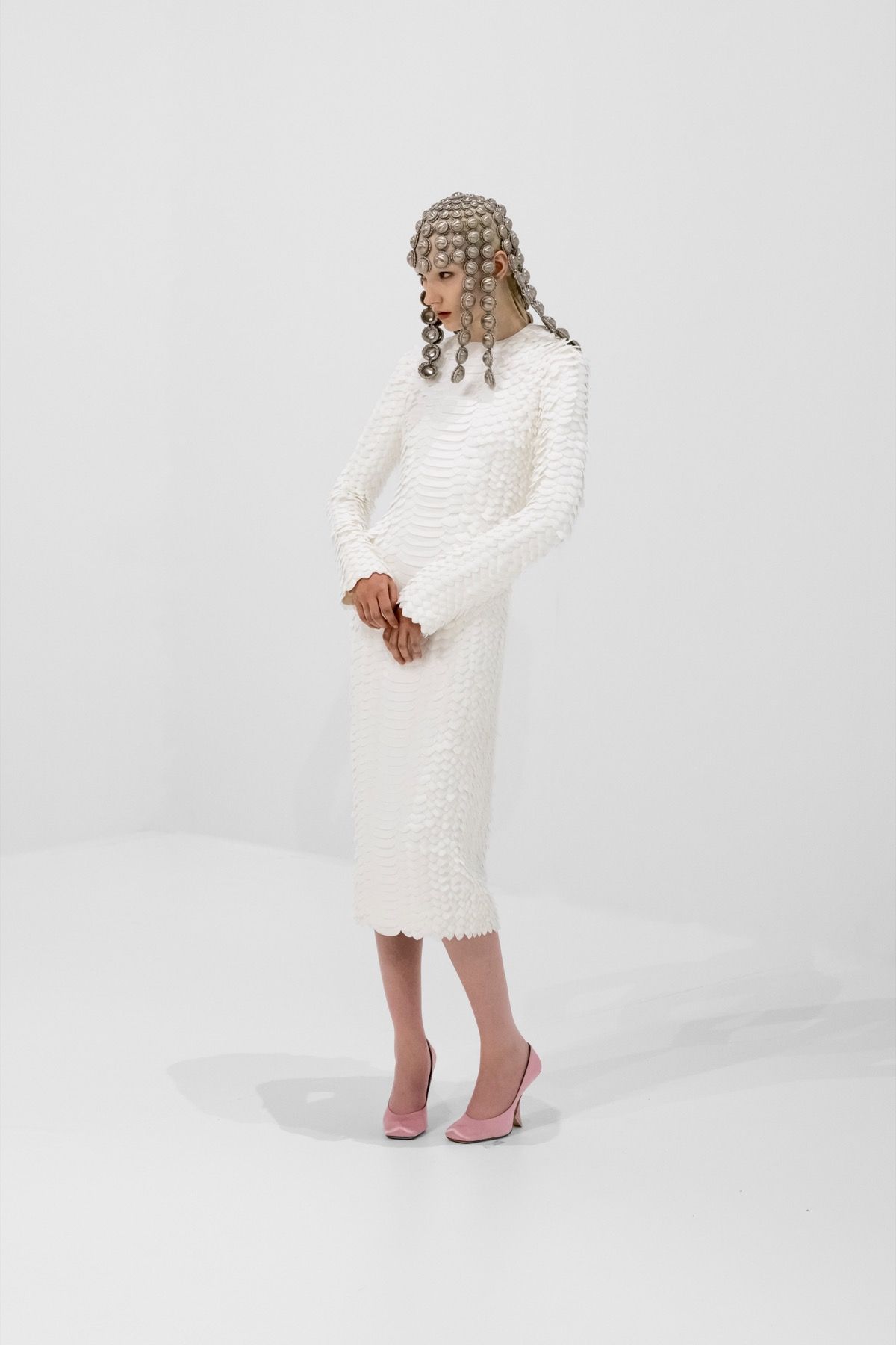 The Poetics of shapes and volumes in Jean Paul Gaultier's Couture 2027 Duran Lantik's debut collection is an ode to the brand's heritage and that of France as a whole | Image 626408