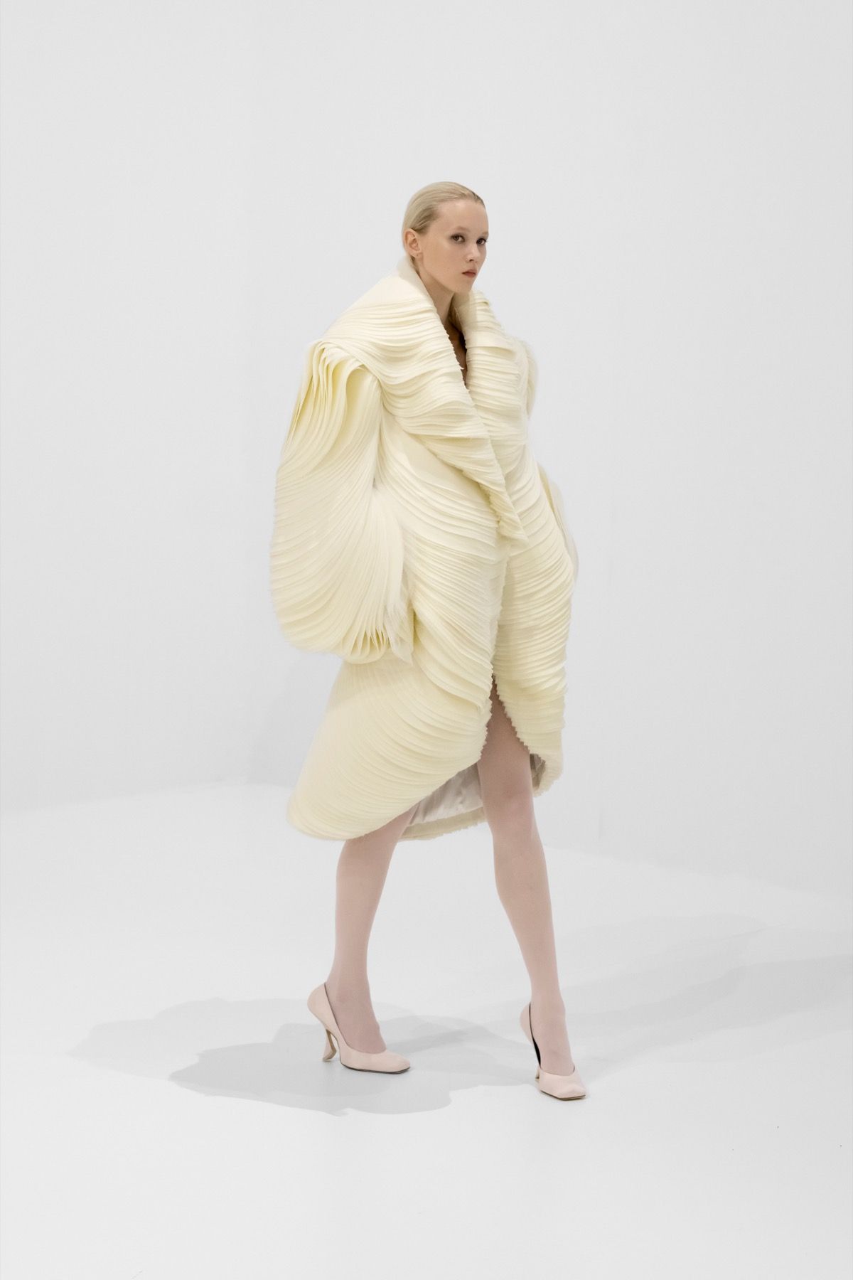 The Poetics of shapes and volumes in Jean Paul Gaultier's Couture 2027 Duran Lantik's debut collection is an ode to the brand's heritage and that of France as a whole | Image 626407