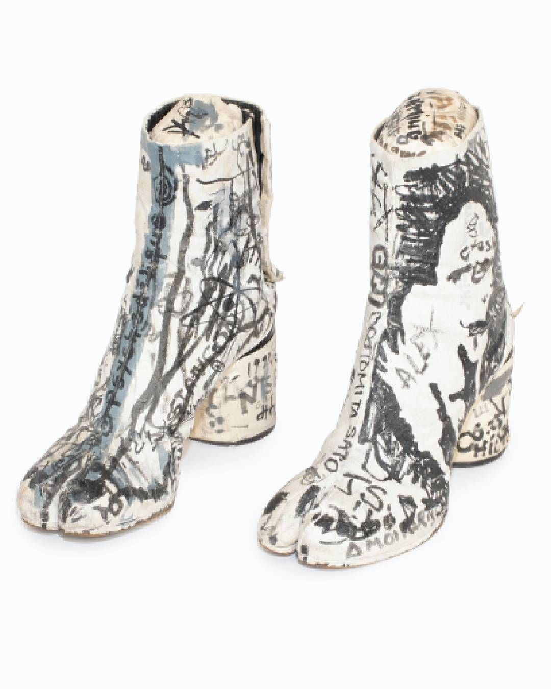 Des tabis Maison Margiela s’arrachent à 364 000 euros  La paire Margiela la plus chère au monde