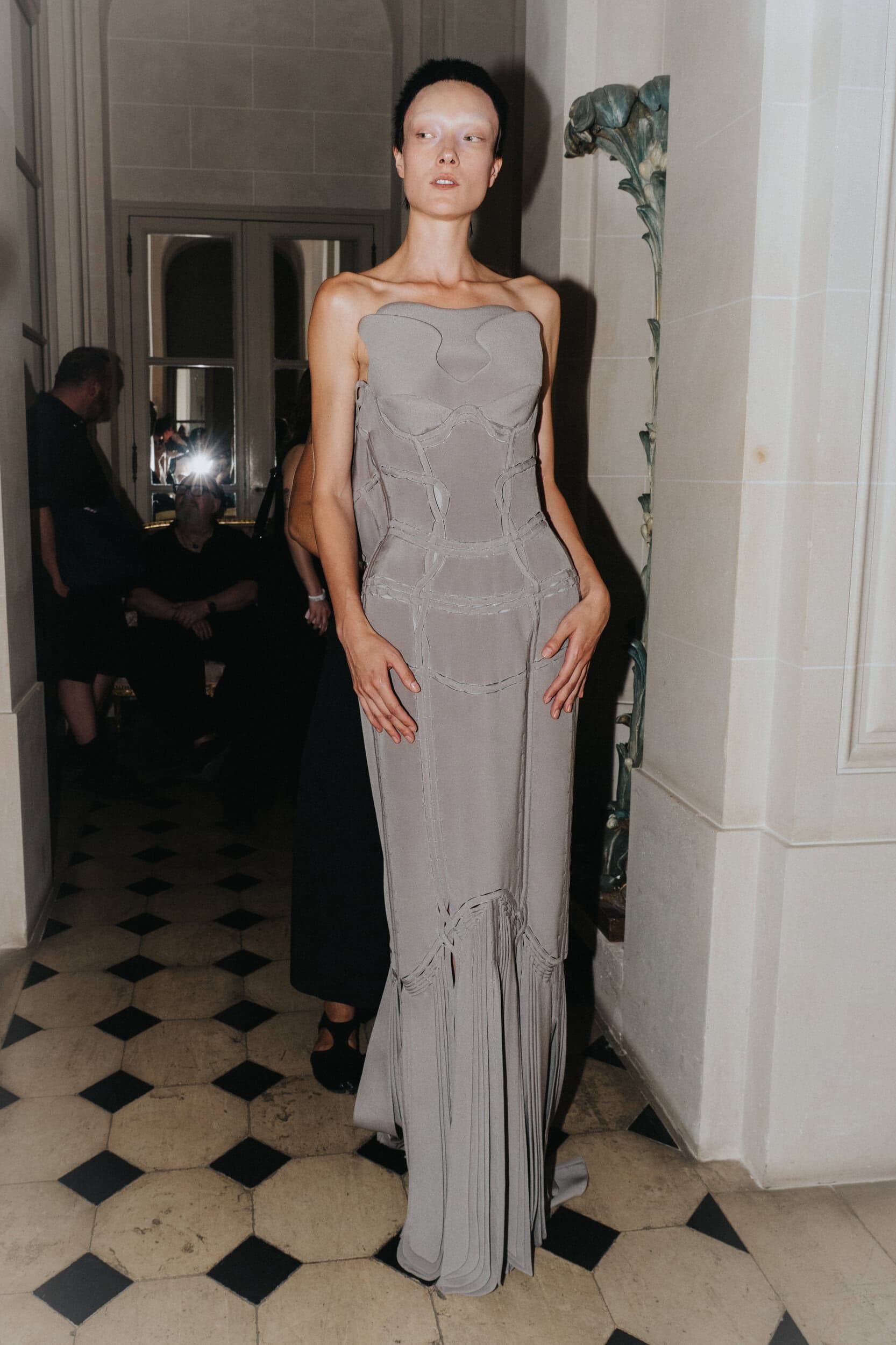 La mode se prépare aussi à l'Odyssée De Jonathan Anderson à Zendaya, les sculptures sont partout | Image 627081