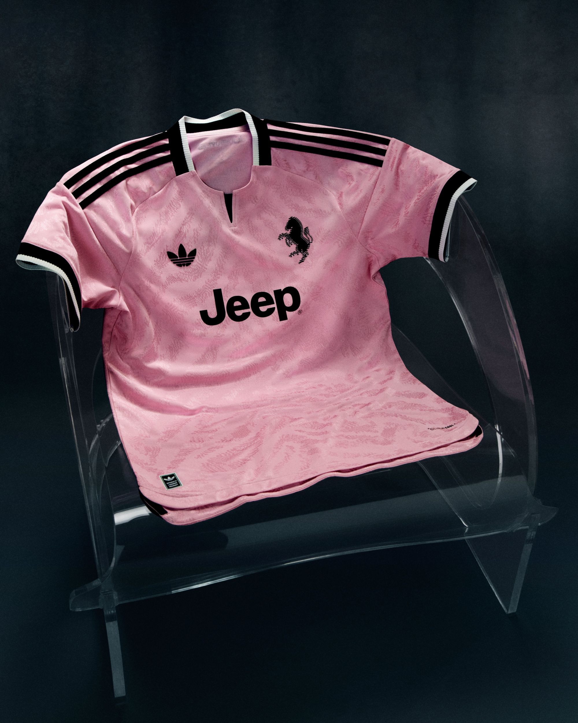 La Juventus torna al rosa con la nuova Away jersey 2026/27 adidas omaggia la storia del club