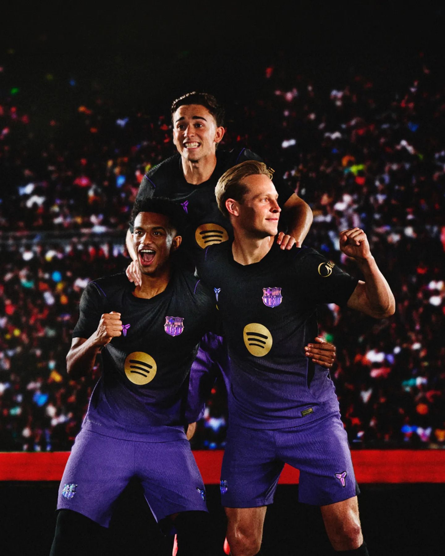 Il logo di Kobe Bryant torna sulla nuova Away jersey del Barcellona Un design nero e viola con effetto gradiente