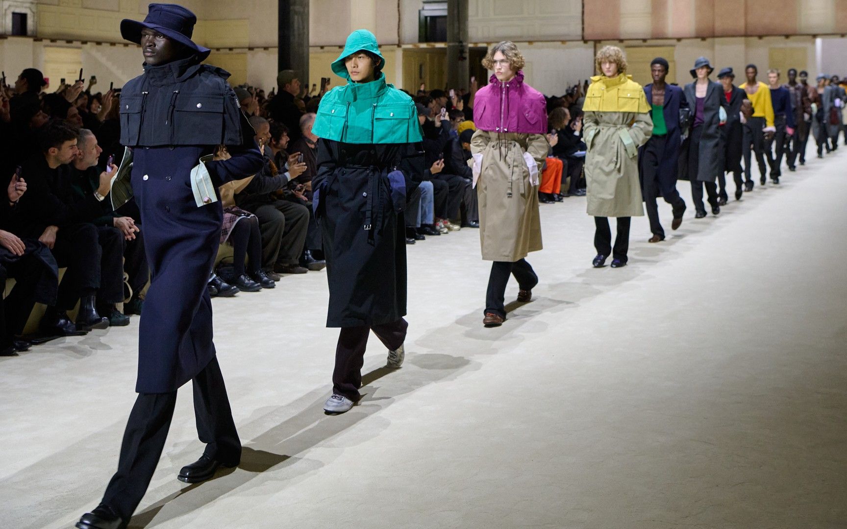 Why will Prada open the next Milan Fashion Week? All the news about an unusual but interesting calendar