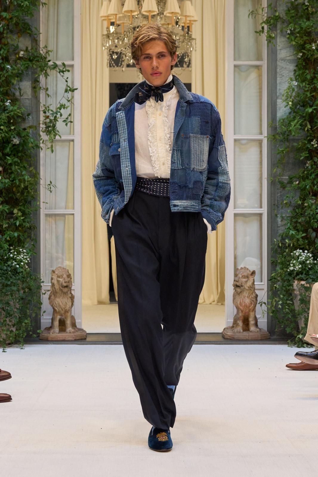 Le fasce da smoking sono le nuove cinture? Storia e ritorno del cummerbund | Image 628392