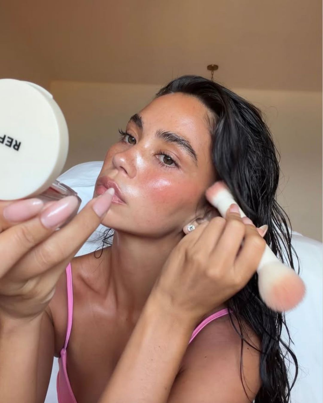 Tantouring: Der kleine Beauty-Cheat-Code, der gerade voll im Trend liegt Bronzer? Nein, Selbstbräuner