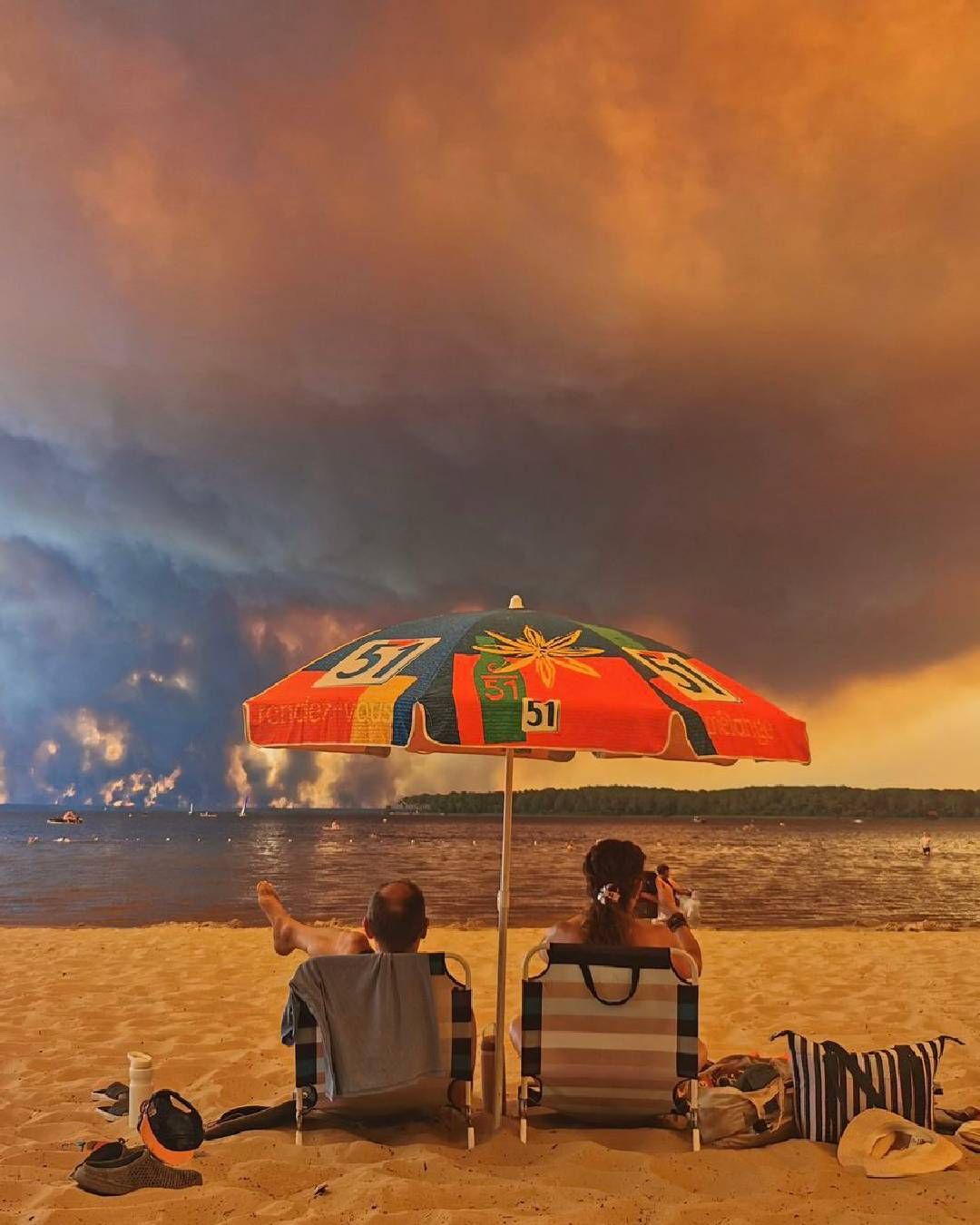 Uniqlo fait un don d’1 million d’euro pour combattre les incendies en France Une collecte sera également organisée dans les magasins