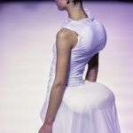 Londra si prepara a ospitare un'asta record di Comme des Garçons Kerry Taylor Auctions presenta 265 lotti dalla collezione della specialista del vintage dot COMME