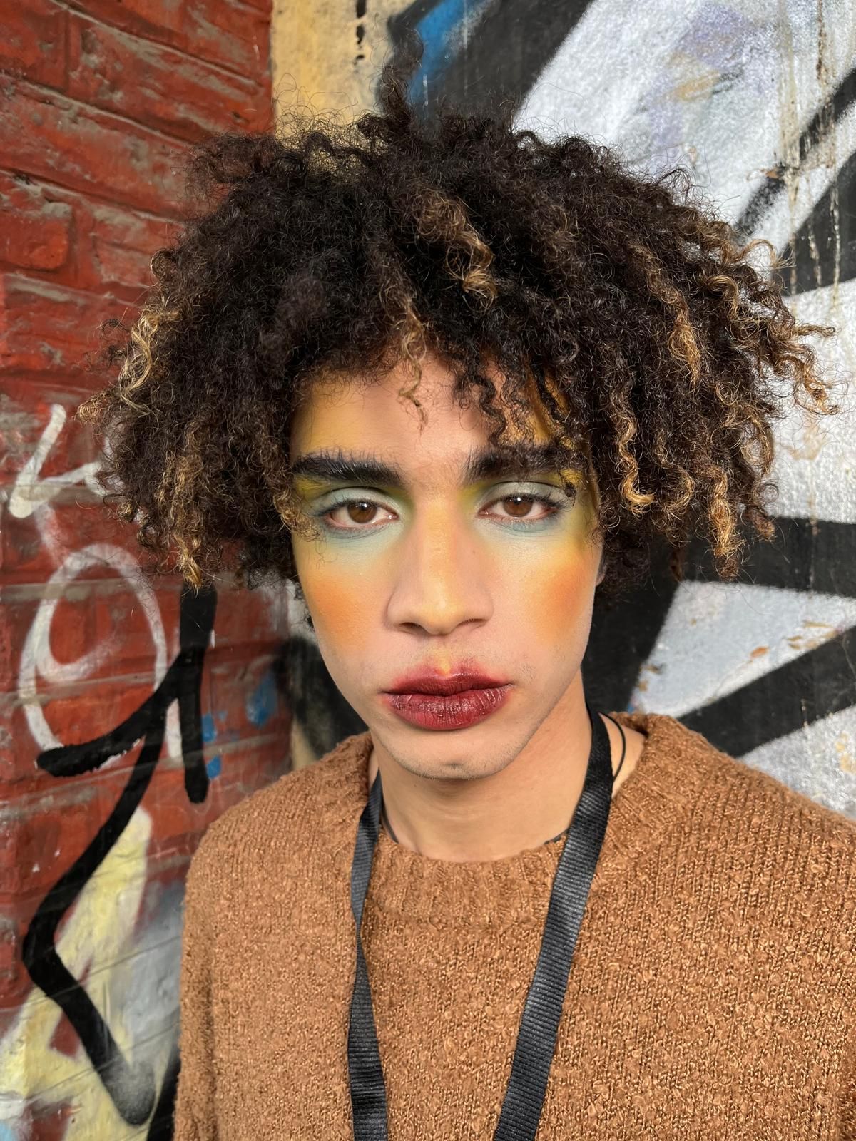La bellezza che mi interessa è quella che lascia un segno nella memoria Intervista a Michele Magnani, Global Senior Artist per MAC Cosmetics | Image 630080