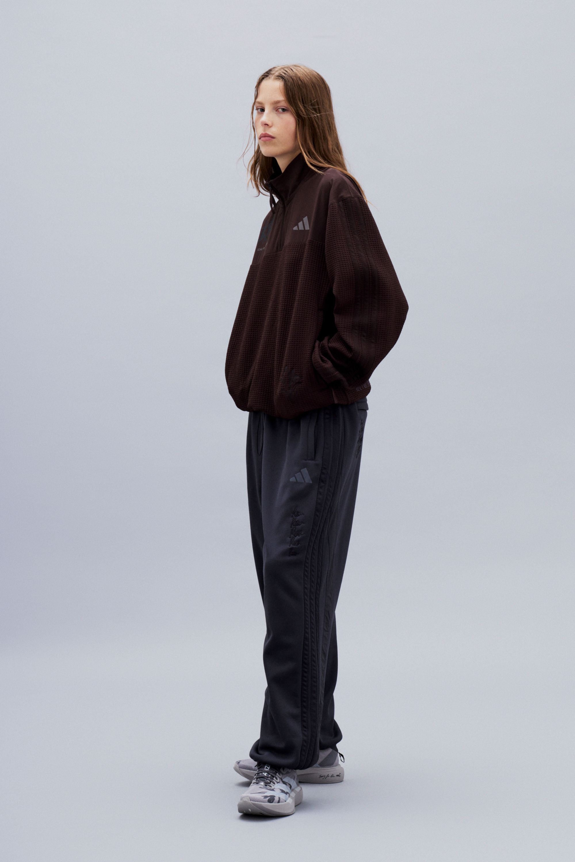 Song for the Mute und adidas laufen aus Liebe, nicht um Rekorde zu brechen Mit RUN02 erzählen das australische Label und adidas Running alles, was rund ums Laufen passiert | Image 630256
