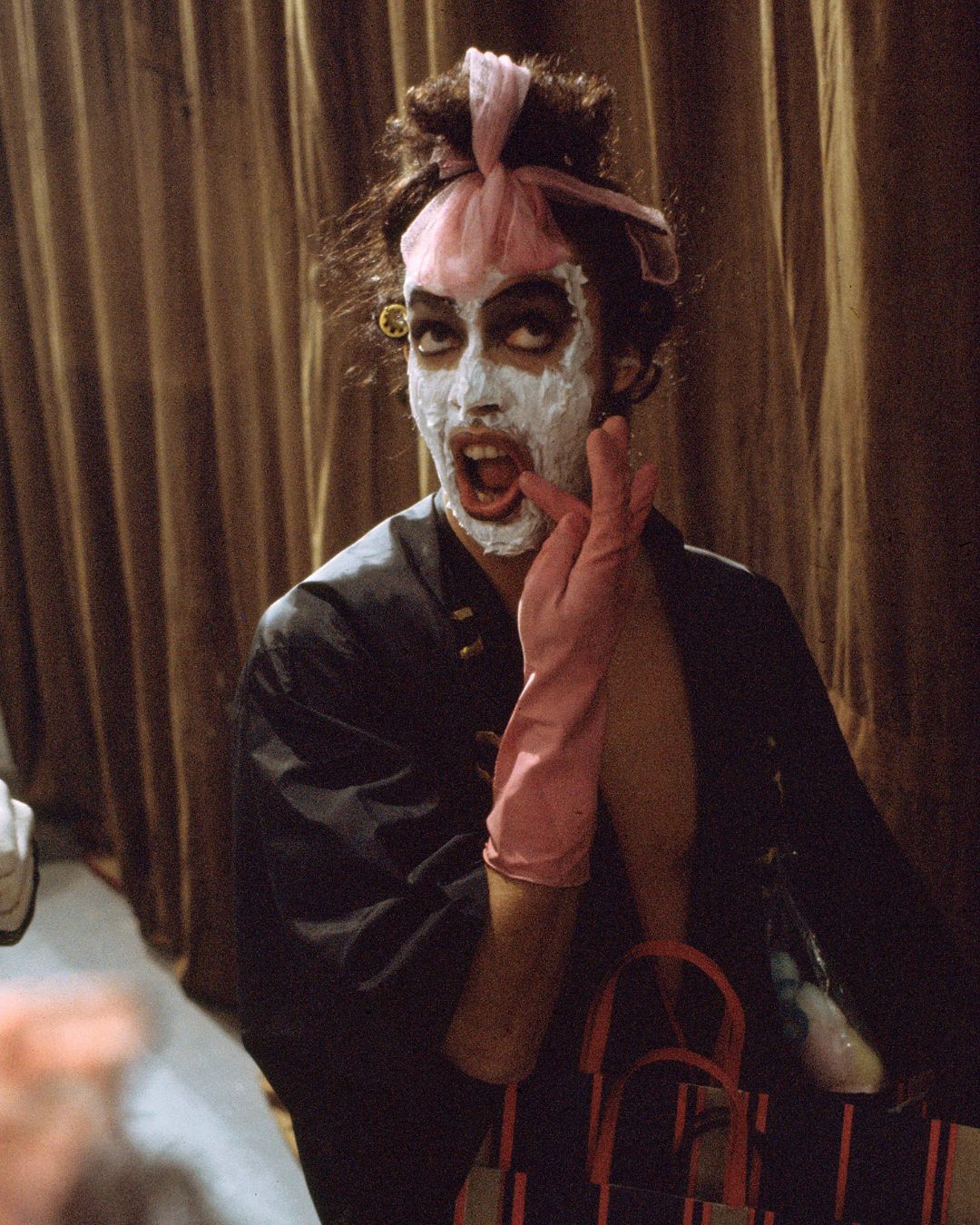Tim Curry, Frank-N-Furter e la libertà queer di Rocky Horror Un'eredità che va oltre la vita e la morte