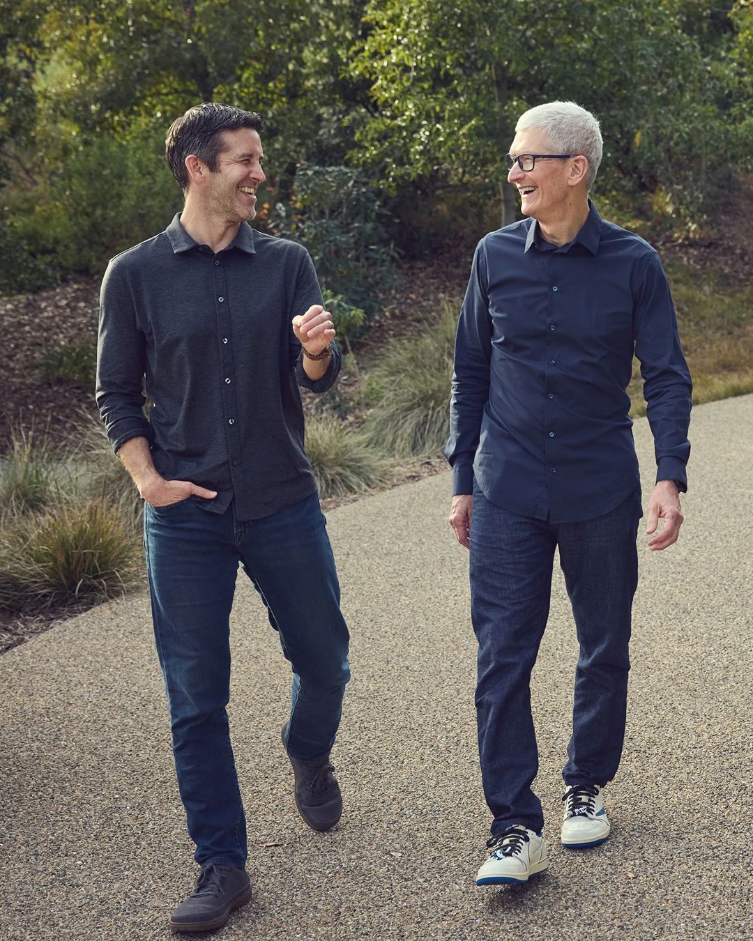 Cosa dobbiamo aspettarci dal nuovo CEO di Apple John Ternus succede al celebre Tim Cook dopo 15 anni di crescita dell'azienda, ma i compiti che lo aspettano saranno tutt'altro che semplici