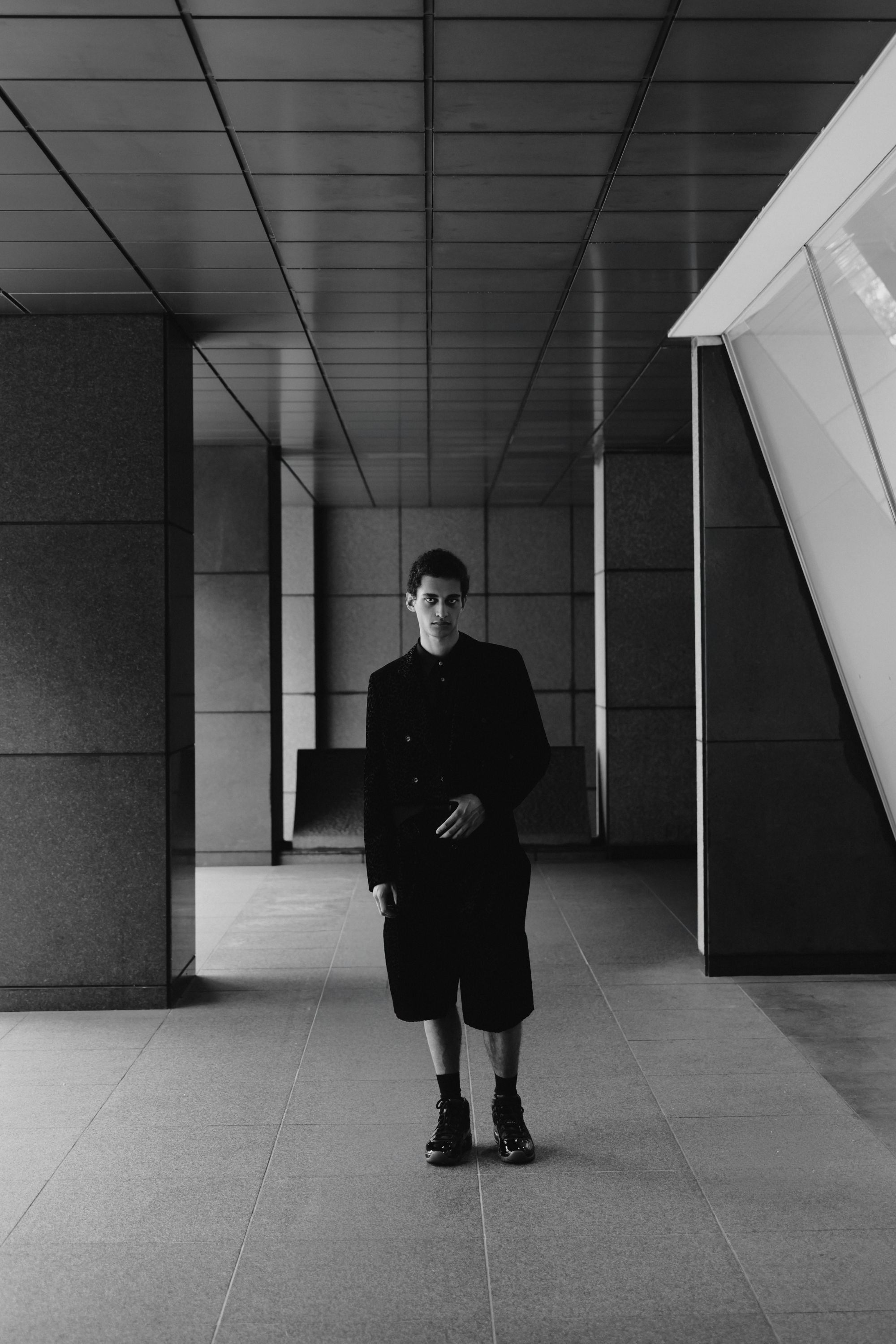 Der Air Jordan 11 wird von COMME des GARÇONS HOMME PLUS neu interpretiert Die Zusammenarbeit erscheint am 5. September in zwei Farbvarianten, Lackleder und einer in Tokio aufgenommenen Kampagne | Image 631367