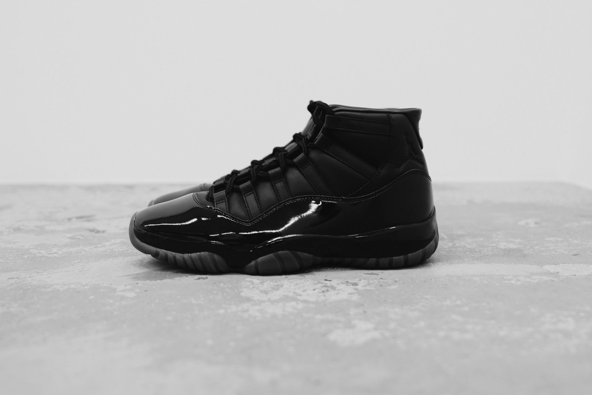 Der Air Jordan 11 wird von COMME des GARÇONS HOMME PLUS neu interpretiert Die Zusammenarbeit erscheint am 5. September in zwei Farbvarianten, Lackleder und einer in Tokio aufgenommenen Kampagne | Image 631361