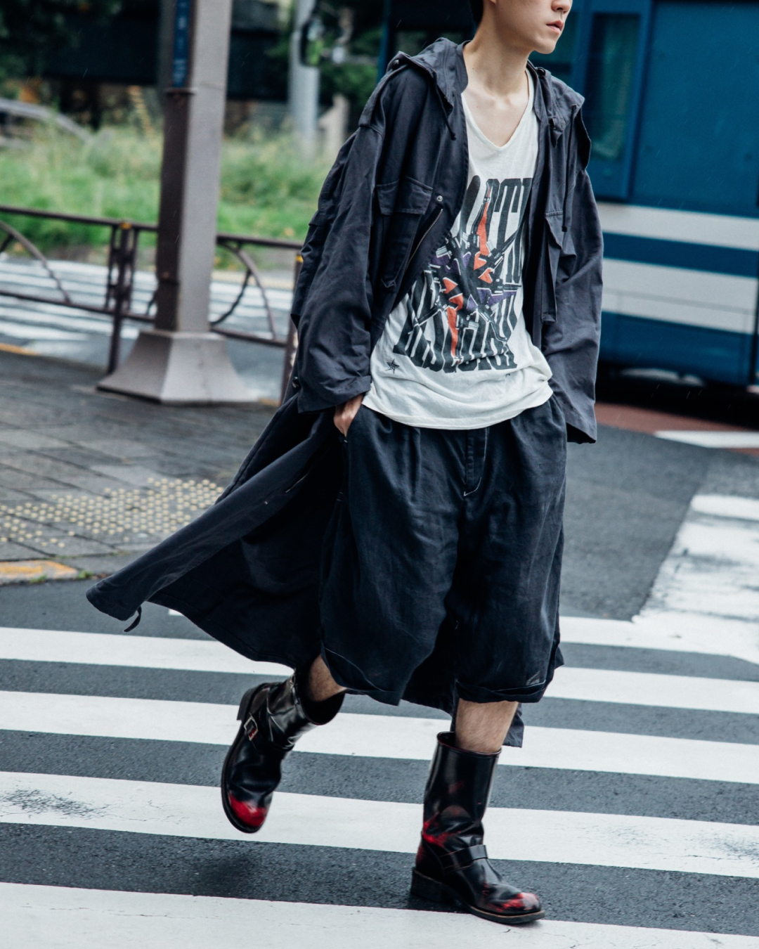 I migliori look street style della Tokyo Fashion Week SS27 Siete pronti all'inizio del fashion month?