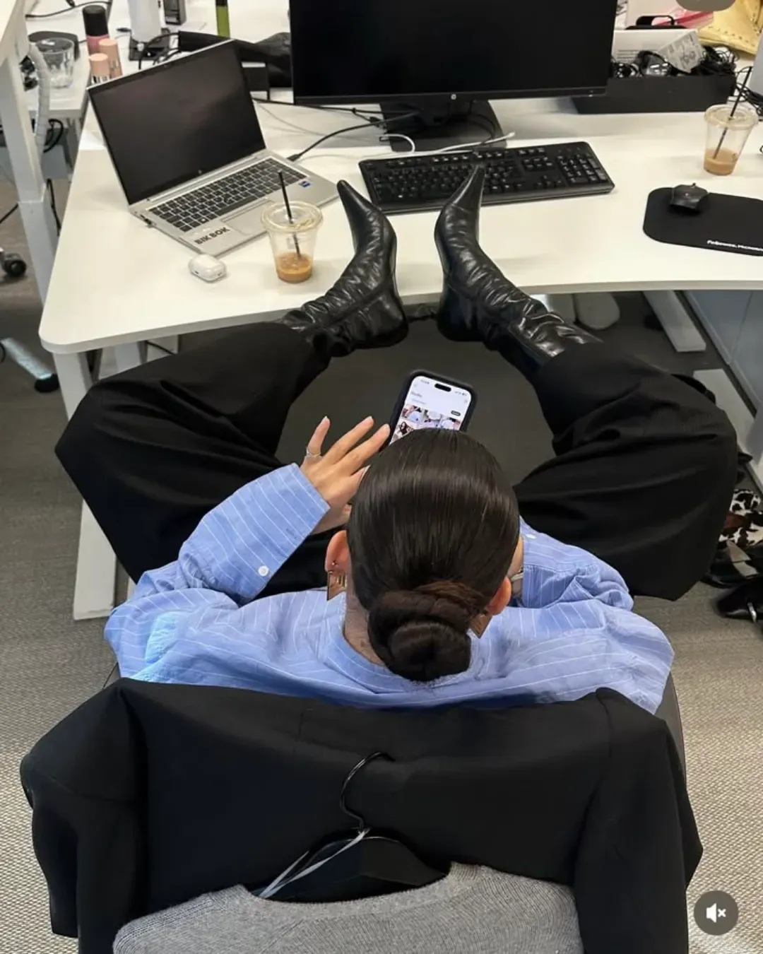 Il paradosso dei day in the life” degli influencer dalla vita ordinaria   Diventare famosi grazie al proprio lavoro e non poterlo più lasciare