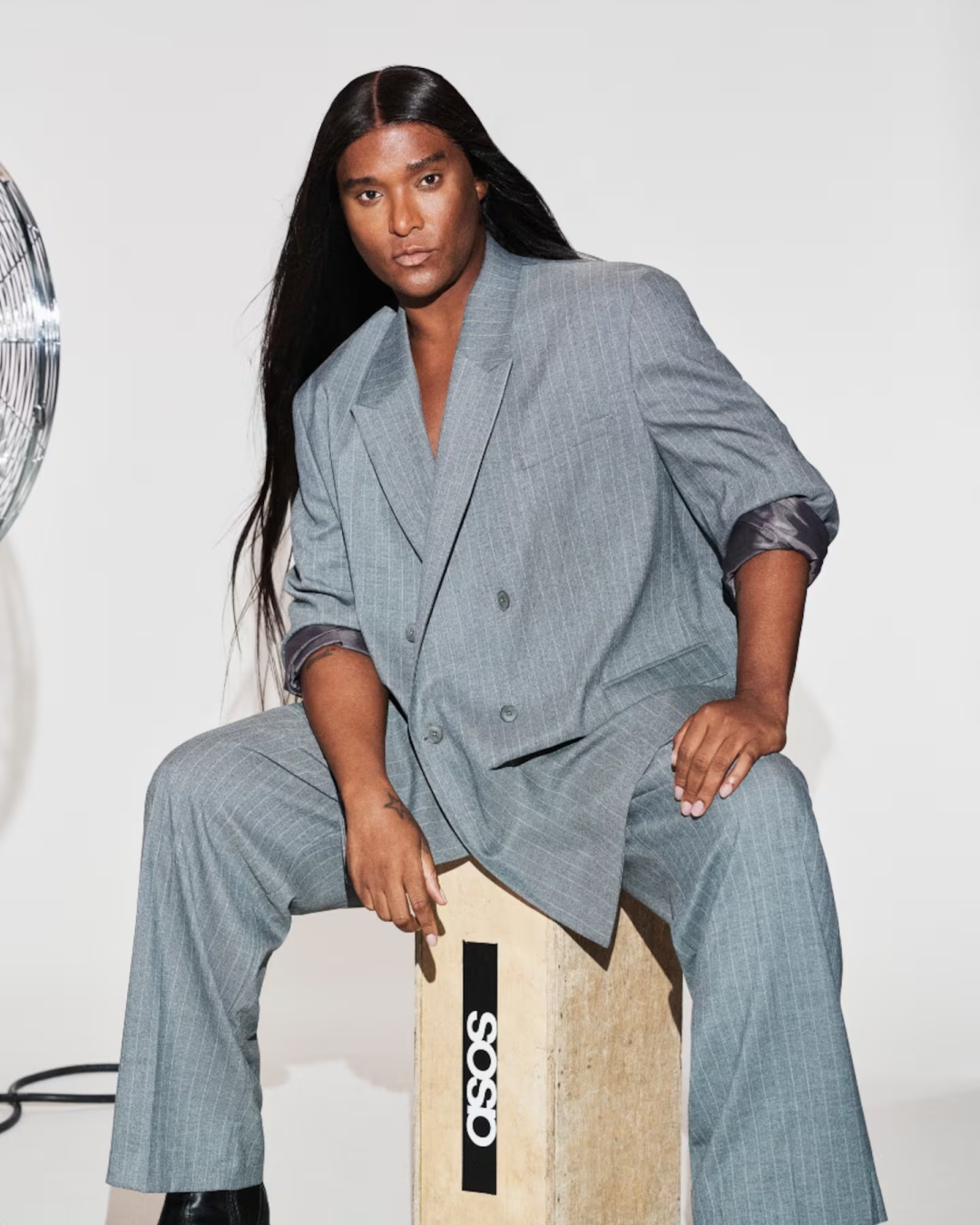 Law Roach si sta vendendo troppo? Tra ASOS, Lauren Sánchez Bezos e Kim Kardashian, le scelte dell'image architect non convincono tutti