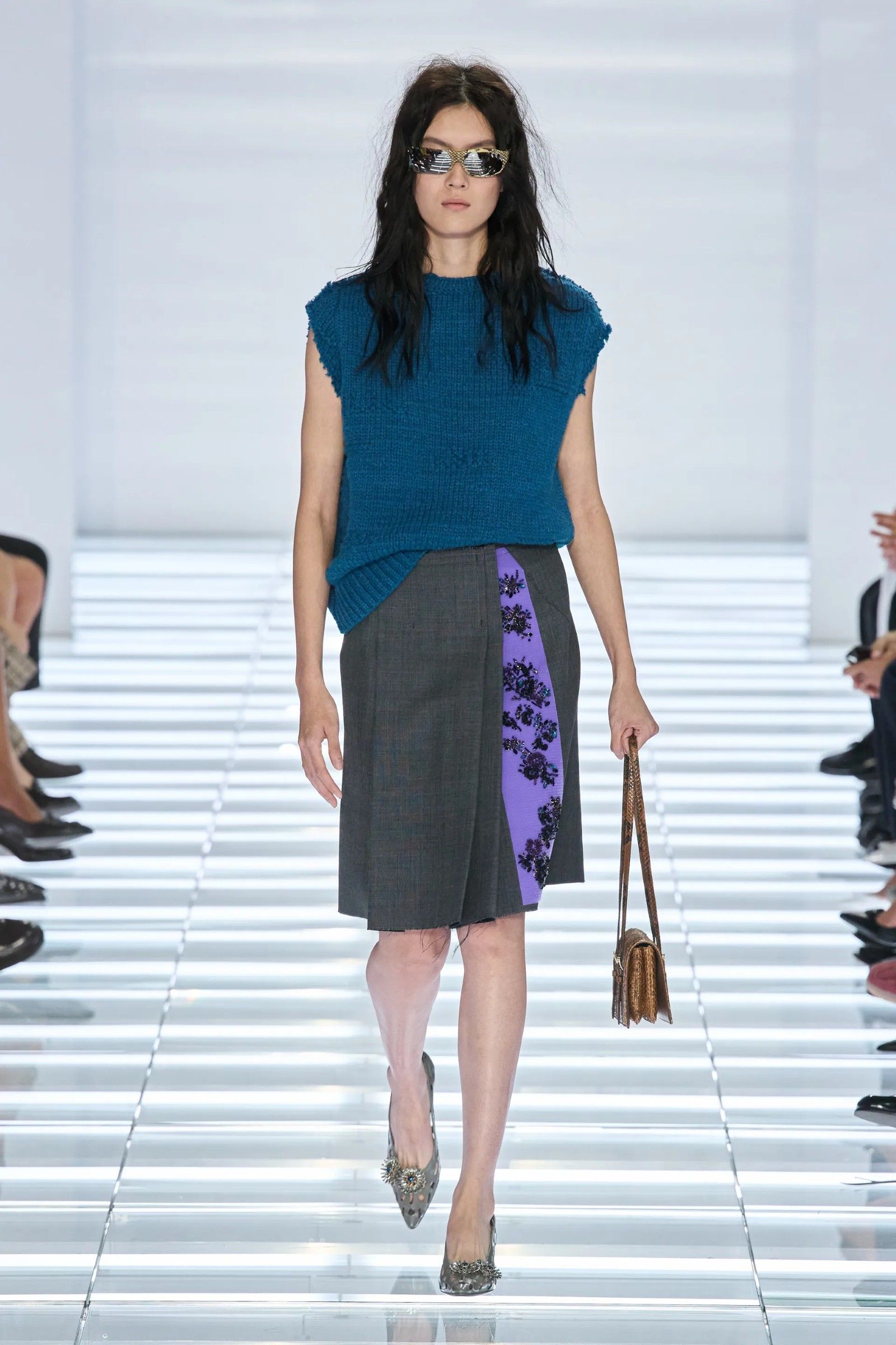 The post-modern skirts of Prada's SS27 collection Creating fashion for a world that no longer exists | Image 633537