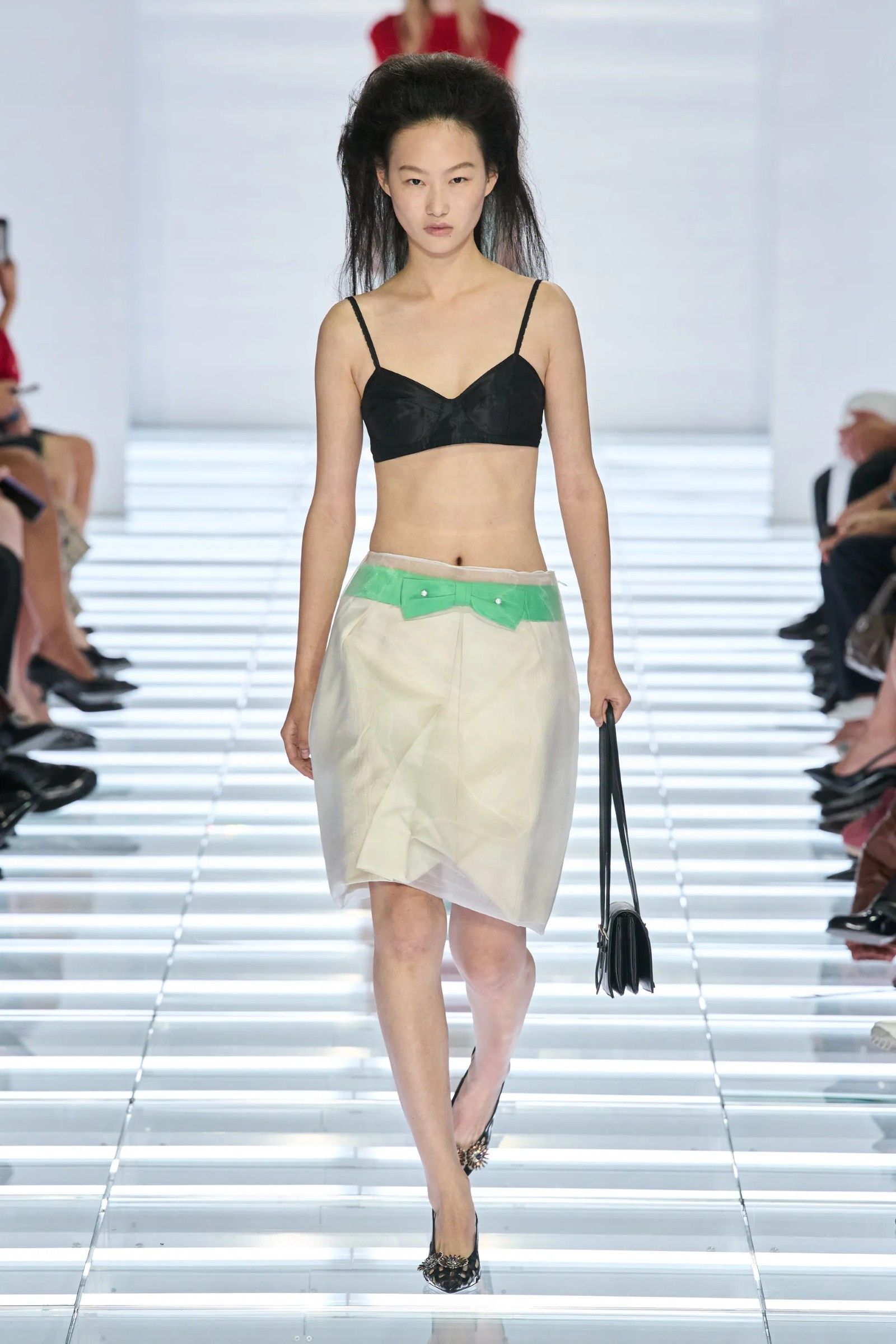 The post-modern skirts of Prada's SS27 collection Creating fashion for a world that no longer exists | Image 633527