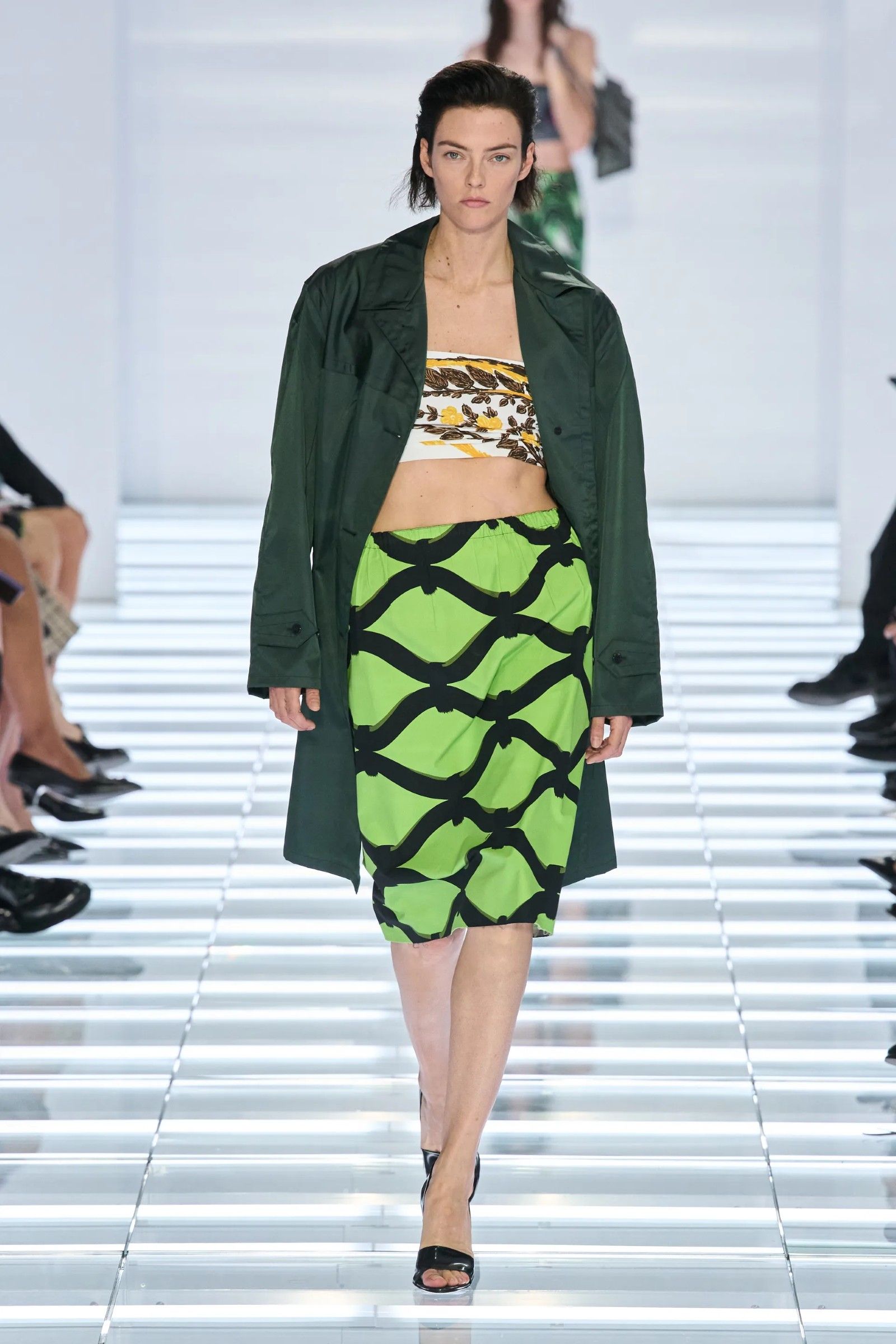 The post-modern skirts of Prada's SS27 collection Creating fashion for a world that no longer exists | Image 633517
