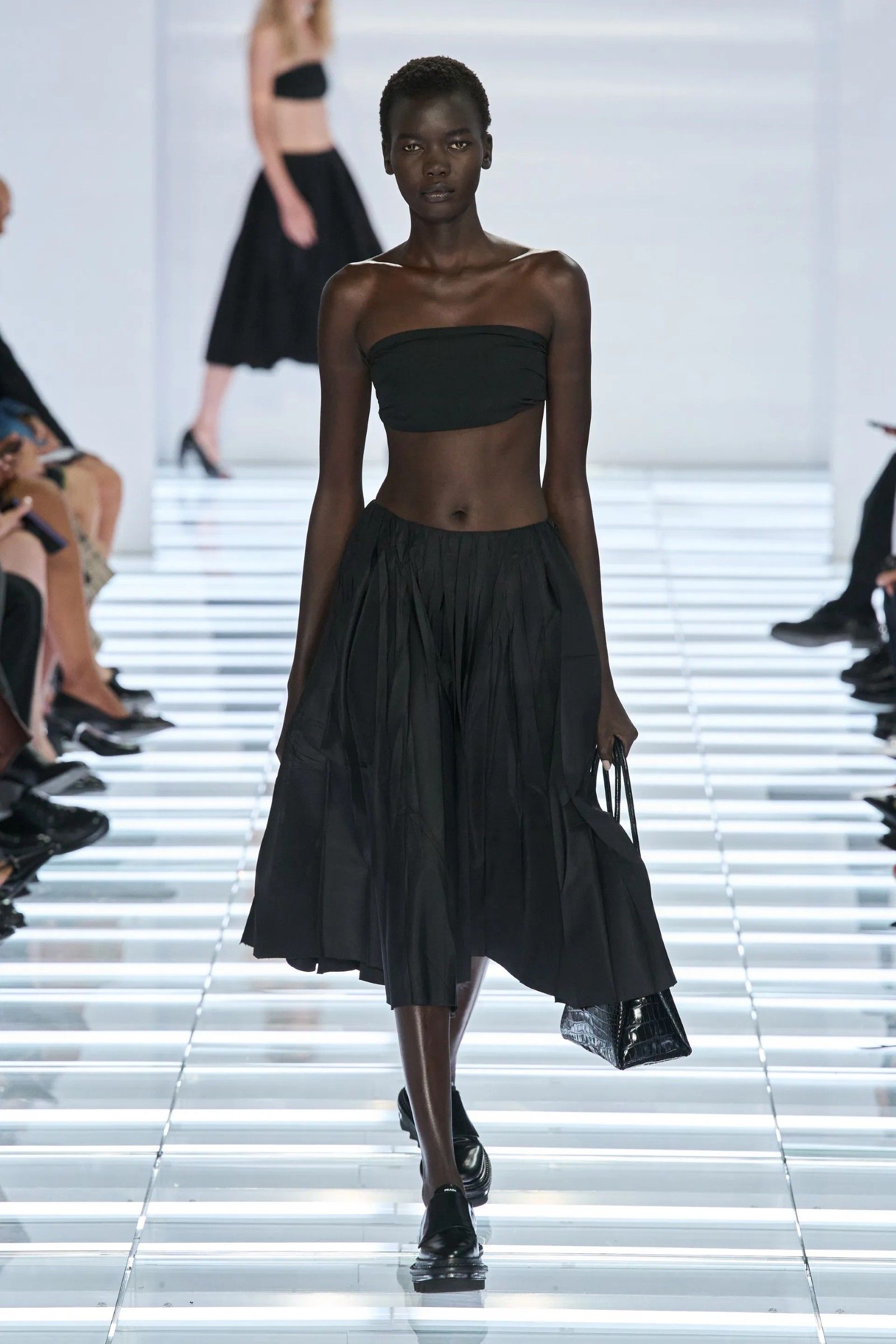 The post-modern skirts of Prada's SS27 collection Creating fashion for a world that no longer exists | Image 633508