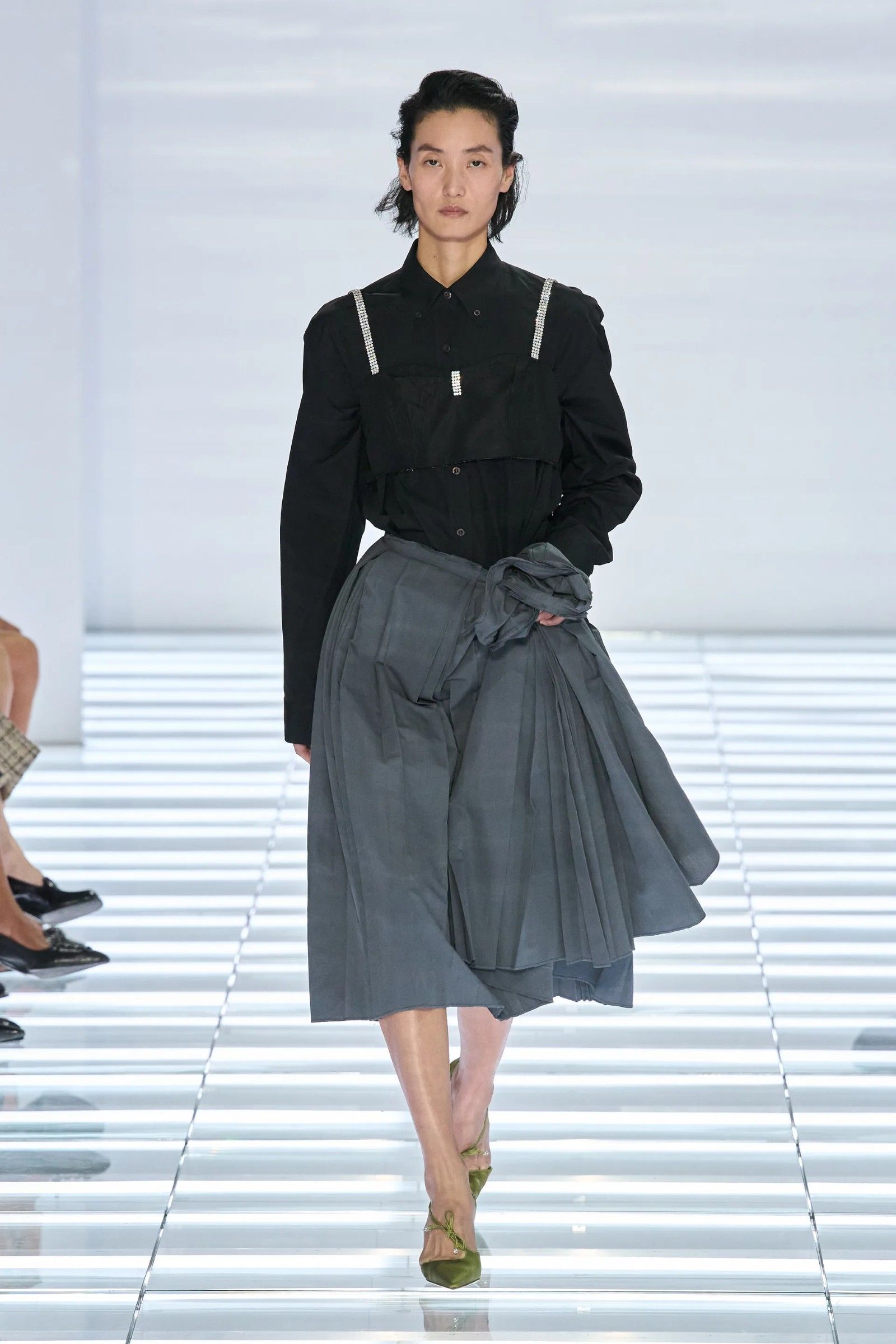 The post-modern skirts of Prada's SS27 collection Creating fashion for a world that no longer exists | Image 633493