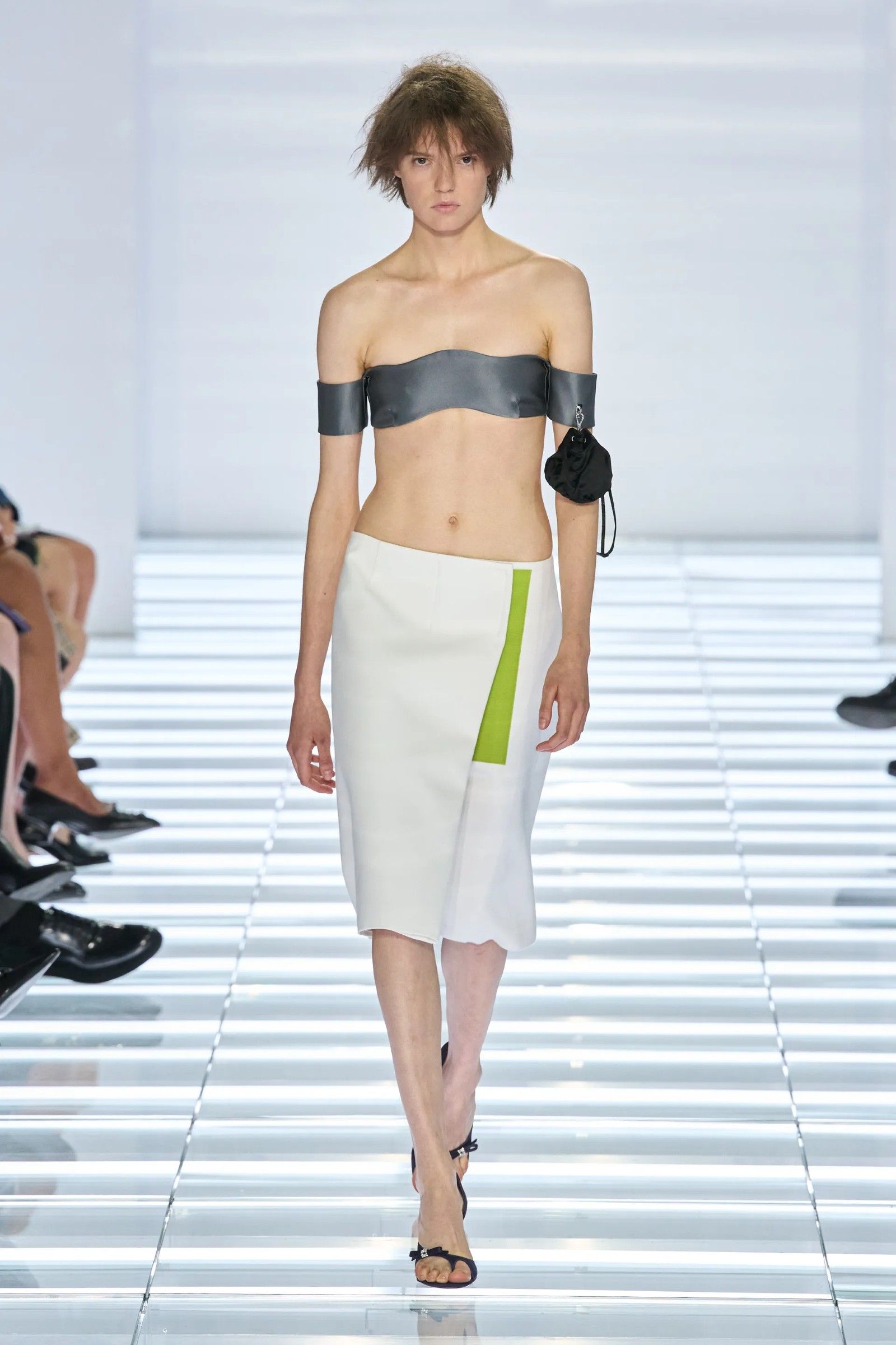 The post-modern skirts of Prada's SS27 collection Creating fashion for a world that no longer exists | Image 633485