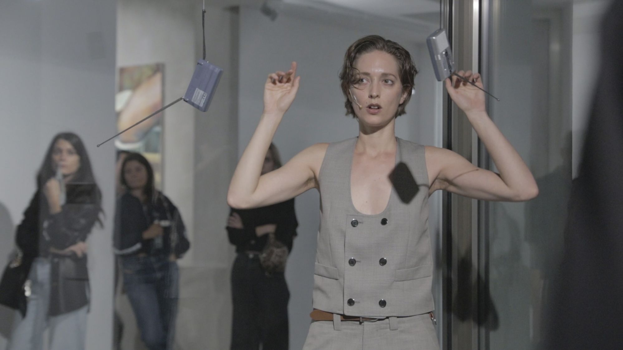 For Ilenia Durazzi, fashion needs time With The Atrium Show, the designer brings SS27 into a space inhabited by art, sound and performance