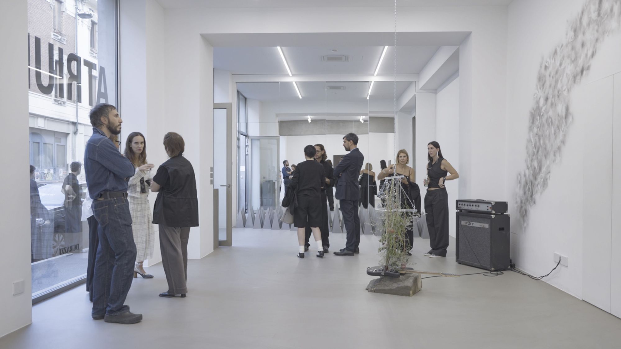 For Ilenia Durazzi, fashion needs time With The Atrium Show, the designer brings SS27 into a space inhabited by art, sound and performance