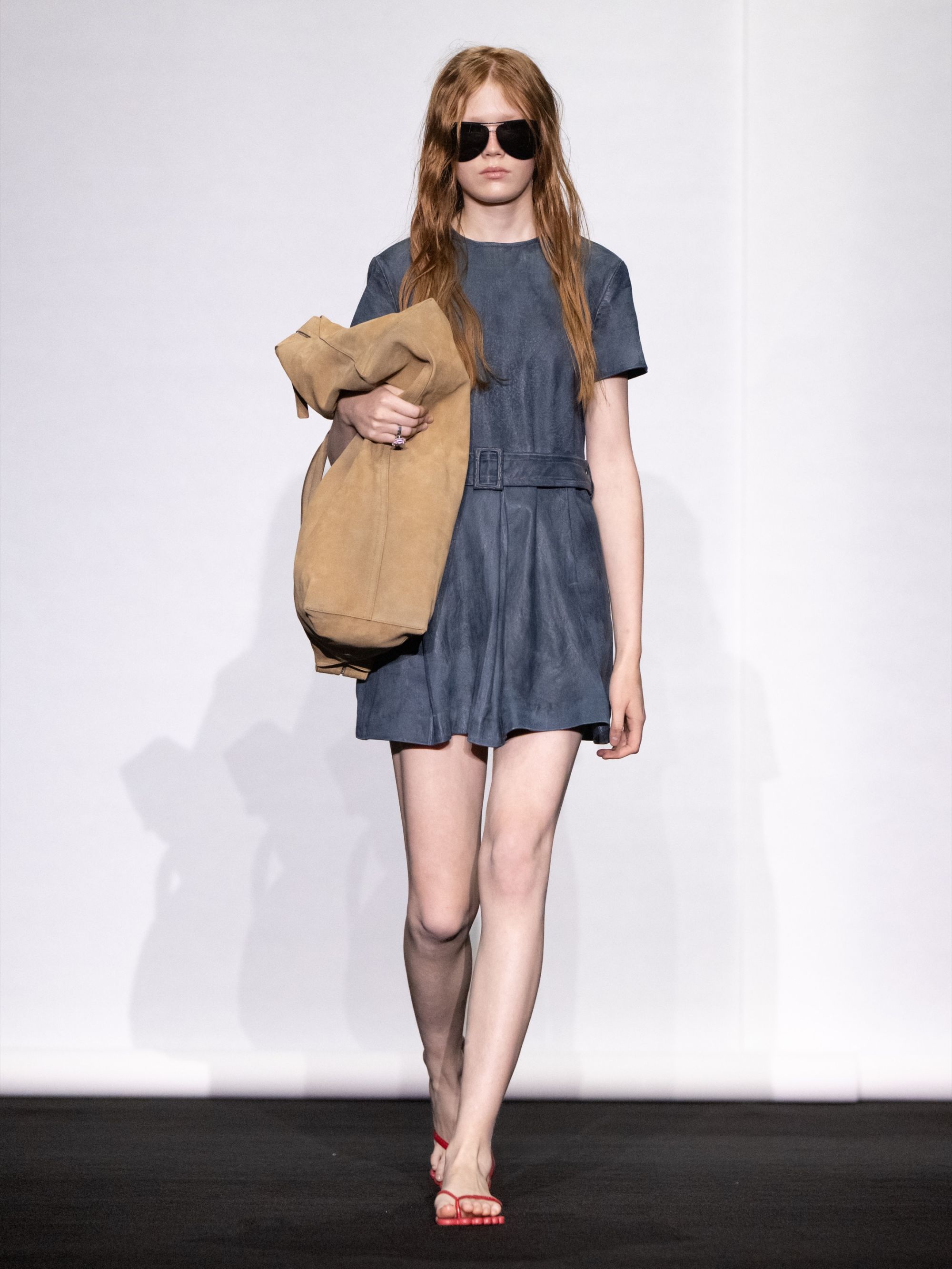 Die Havaianas von MM6 Maison Margiela haben sechs Sohlen Bei der FW26-Show ein erster Vorgeschmack auf das Projekt mit der brasilianischen Marke | Image 634066
