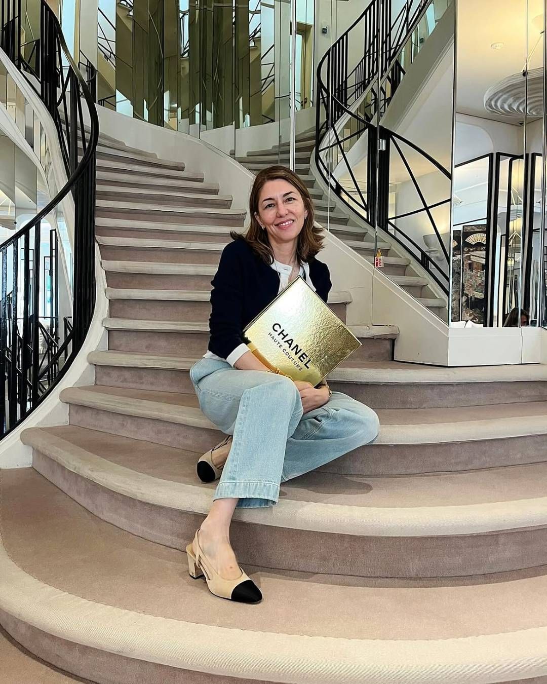 Sofia Coppola honored with the title of Commander of the Order of Arts and Letters under her father's watch A new coronation at Versailles