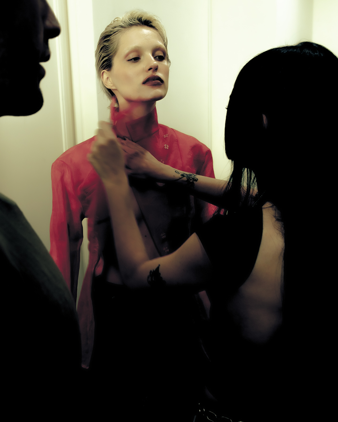 IED Torino racconta il processo creativo dei suoi studenti con Drawing the Future Lo shooting mostra quello che succede nel backstage, dalla creazione del progetto al risultato definitivo