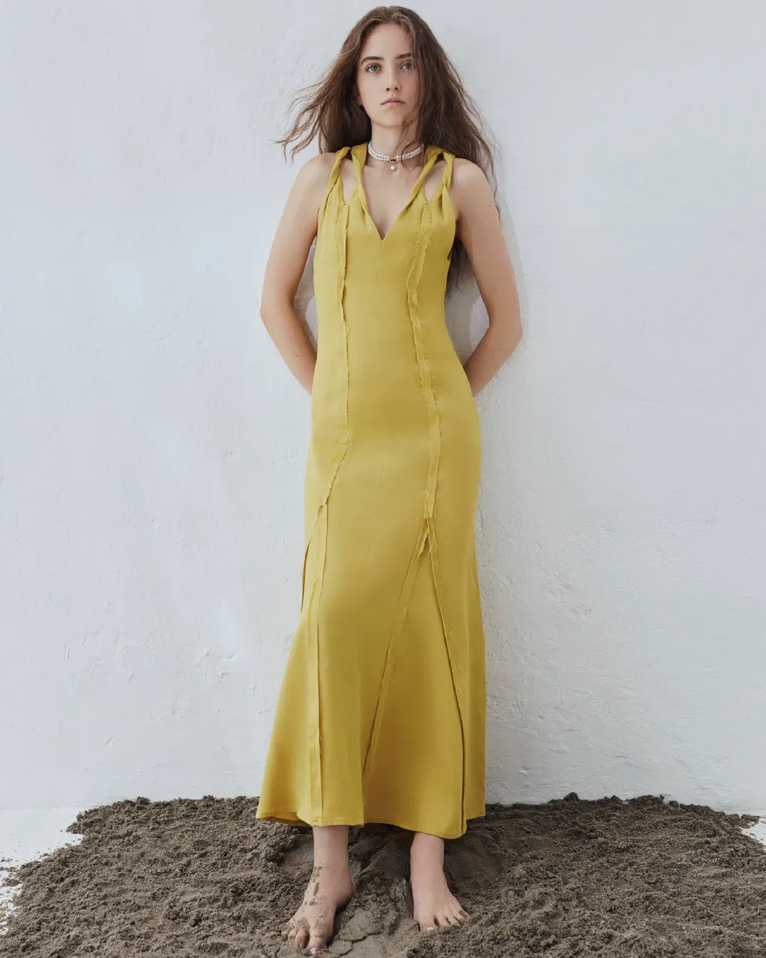 Saelf presenta Sotto lo stesso cielo Per la SS27 del brand, la fondatrice Giulia Spitaleri si ispira ai colori dell’Etna