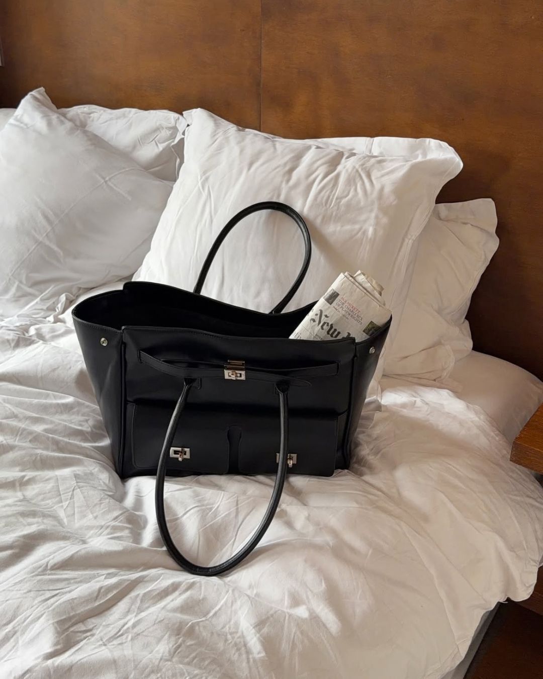 Bags to choose for the office or university Our bags preserve our daily history and choosing the right companion becomes a necessary gesture