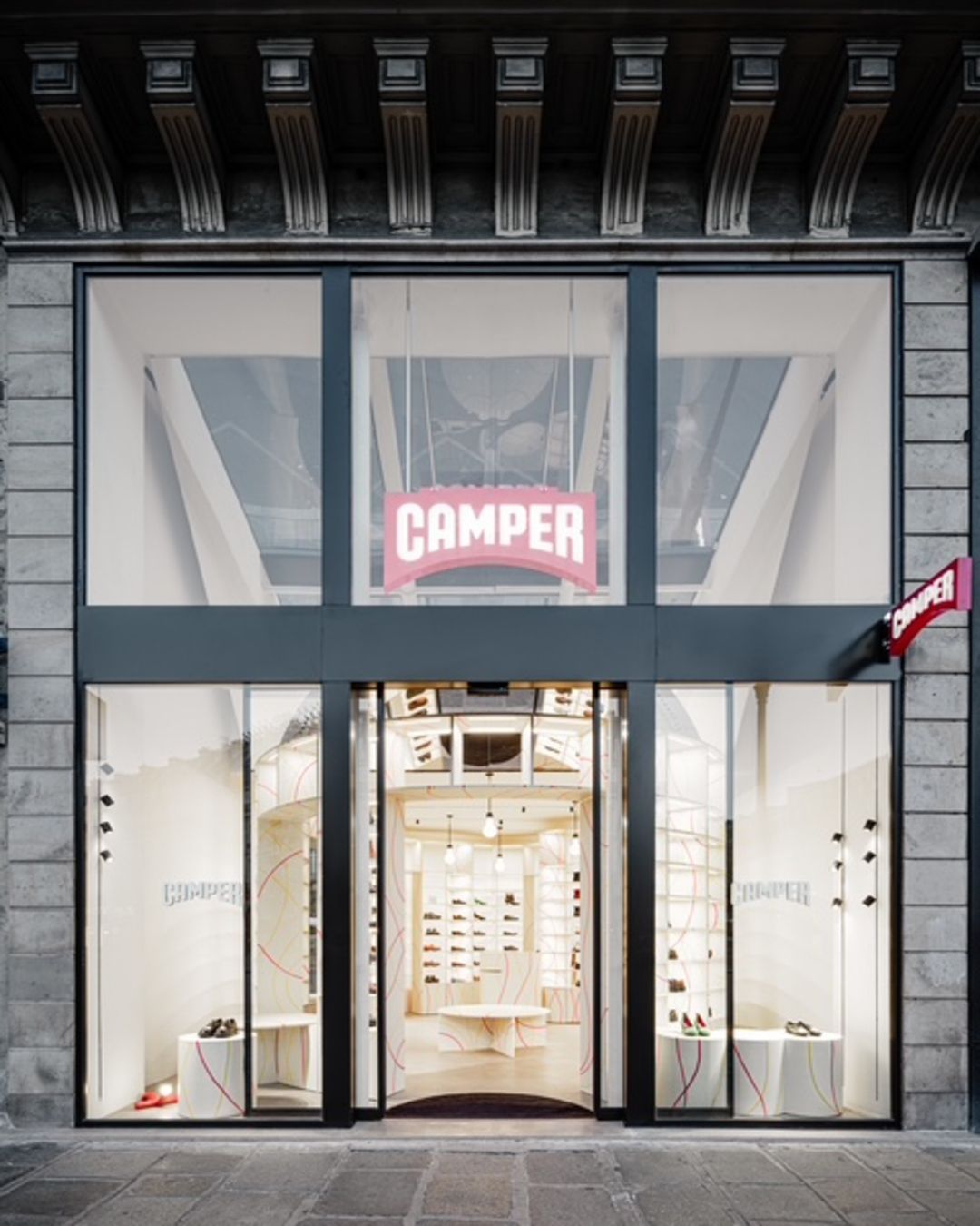 CAMPER inaugura un nuovo negozio Opéra Parigi Un nuovo spazio nel cuore della Ville Lumière