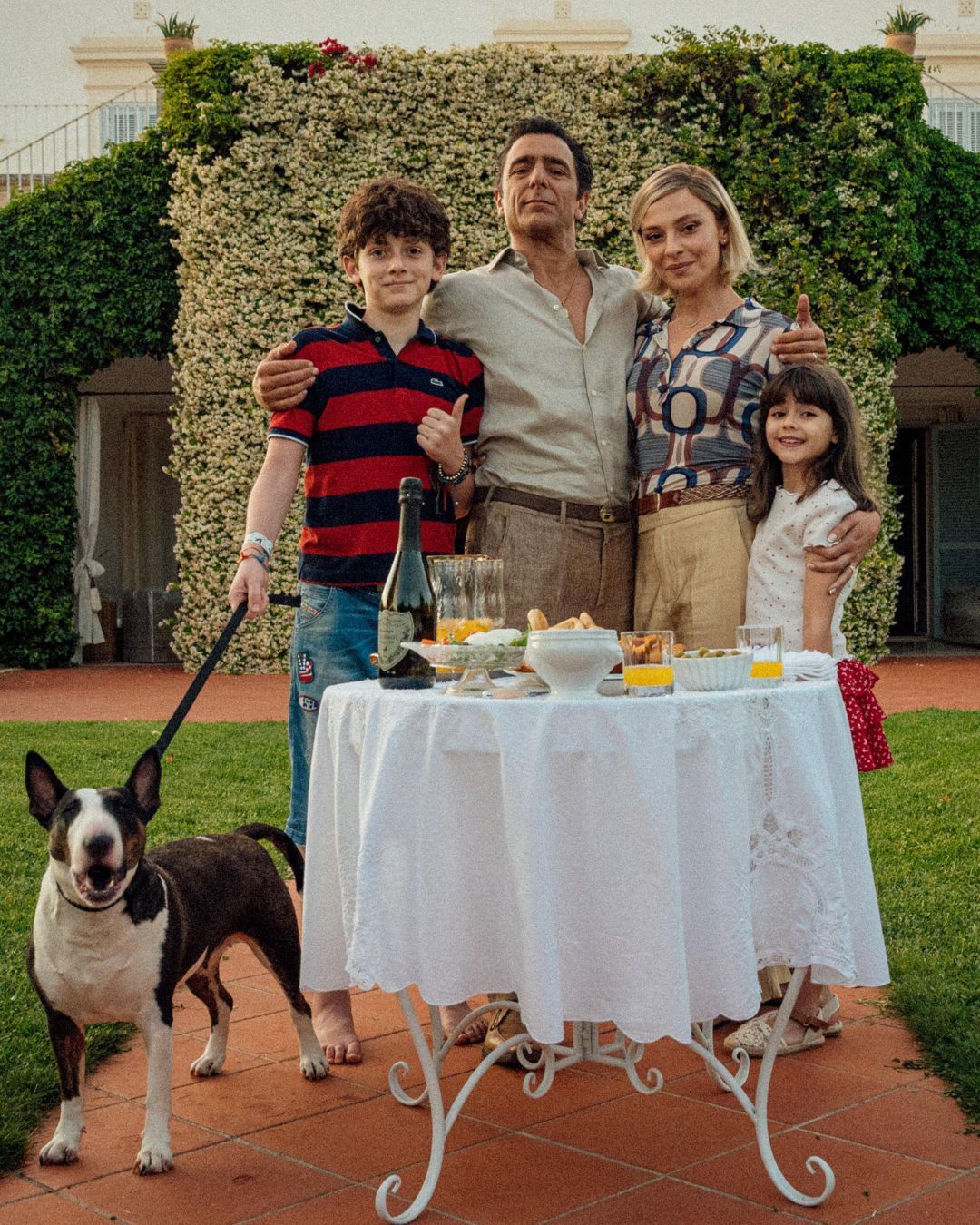 Il cinema italiano non ha ancora imparato a non risultare melodrammatico, soprattutto quando parla di donne E L'Estranea ne è la prova, purtroppo
