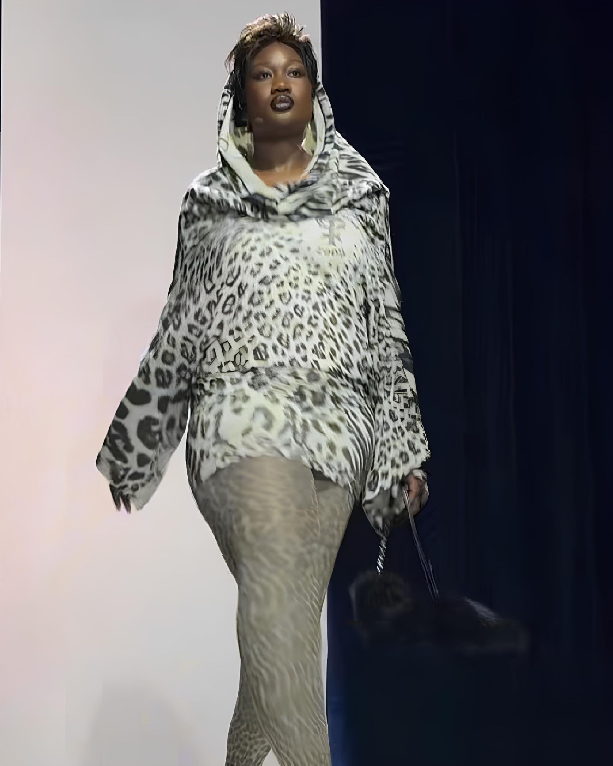 In che senso Telfar era alla Paris Fashion Week ma ha fatto uno show a New York?  Lo scherzo del brand americano che ha presentato la collezione dall'altra parte del mondo