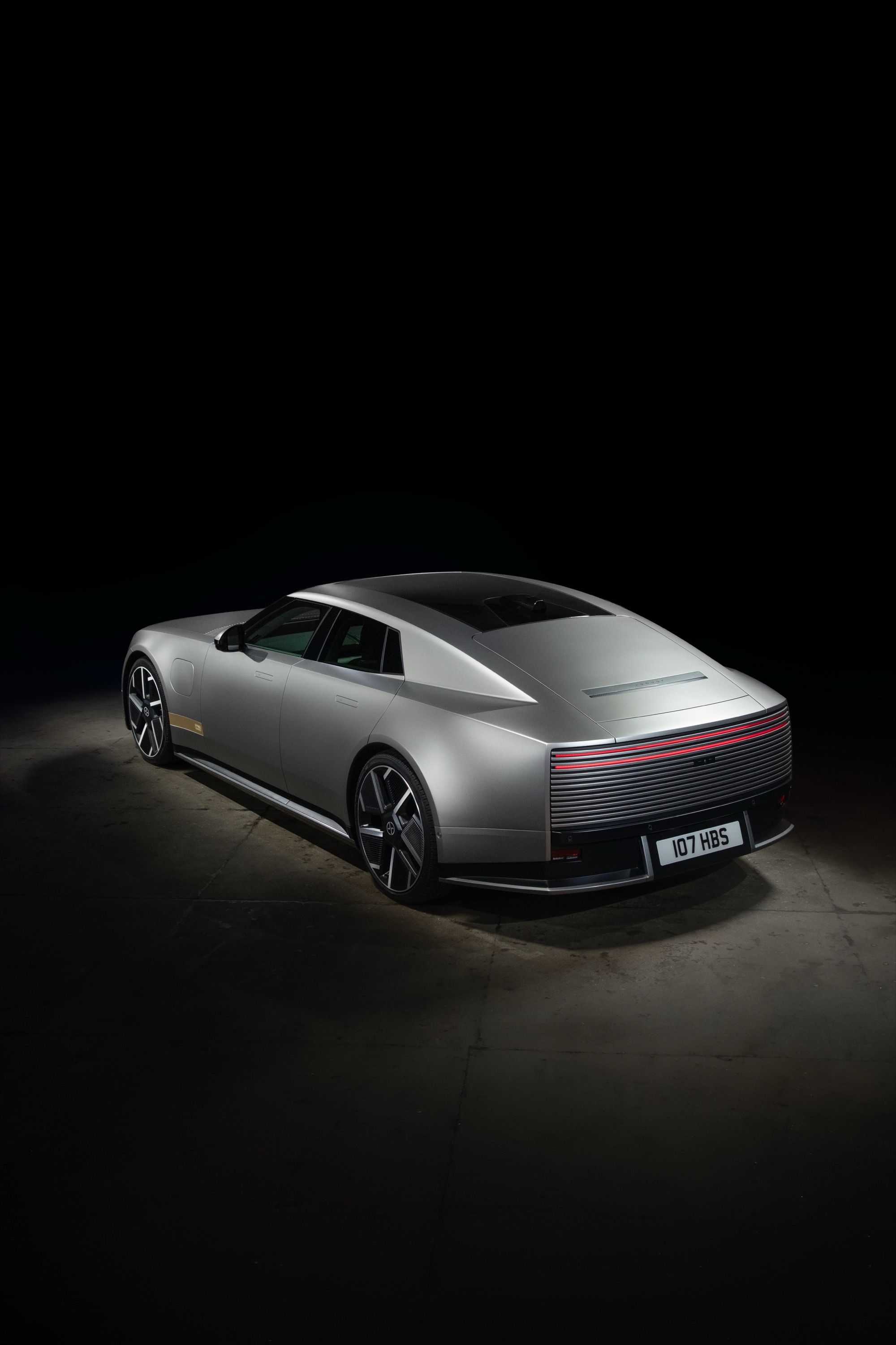 Jaguar läutet seine elektrische Ära mit dem Type 01 ein Modernste Technologie und eine Launchveranstaltung mit Florence Pugh, Sienna Spiera, Karl-Anthony Towns und dem Rapper Kano | Image 637738