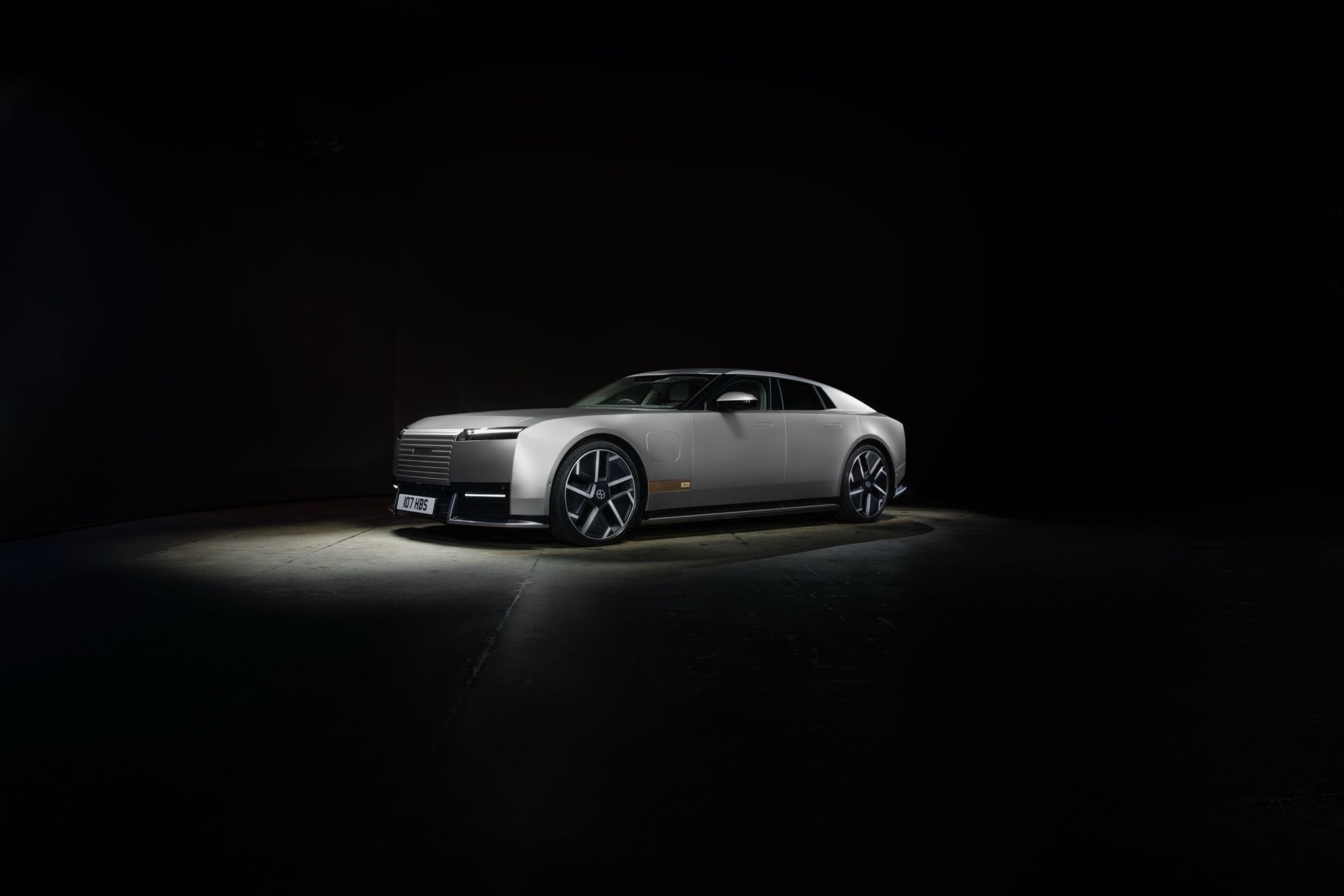 Jaguar läutet seine elektrische Ära mit dem Type 01 ein Modernste Technologie und eine Launchveranstaltung mit Florence Pugh, Sienna Spiera, Karl-Anthony Towns und dem Rapper Kano | Image 637741