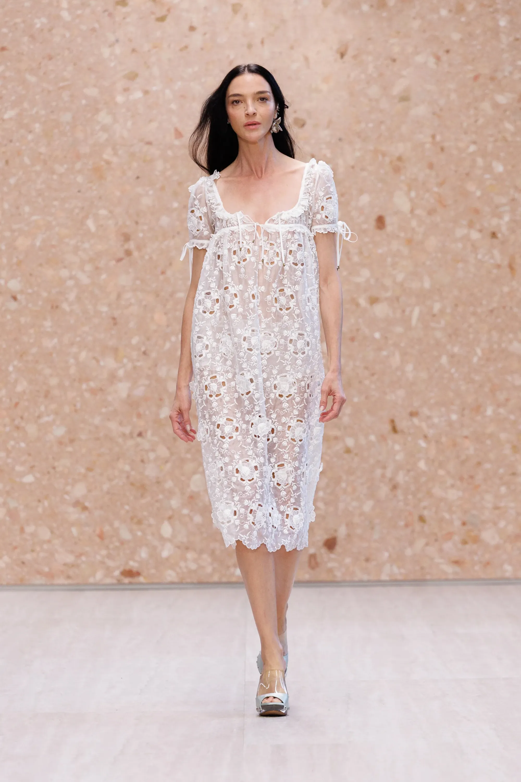5 trend chiave della Paris Fashion Week SS27 Women's Cosa indosseremo la prossima estate, secondo la moda della Ville Lumière | Image 637984