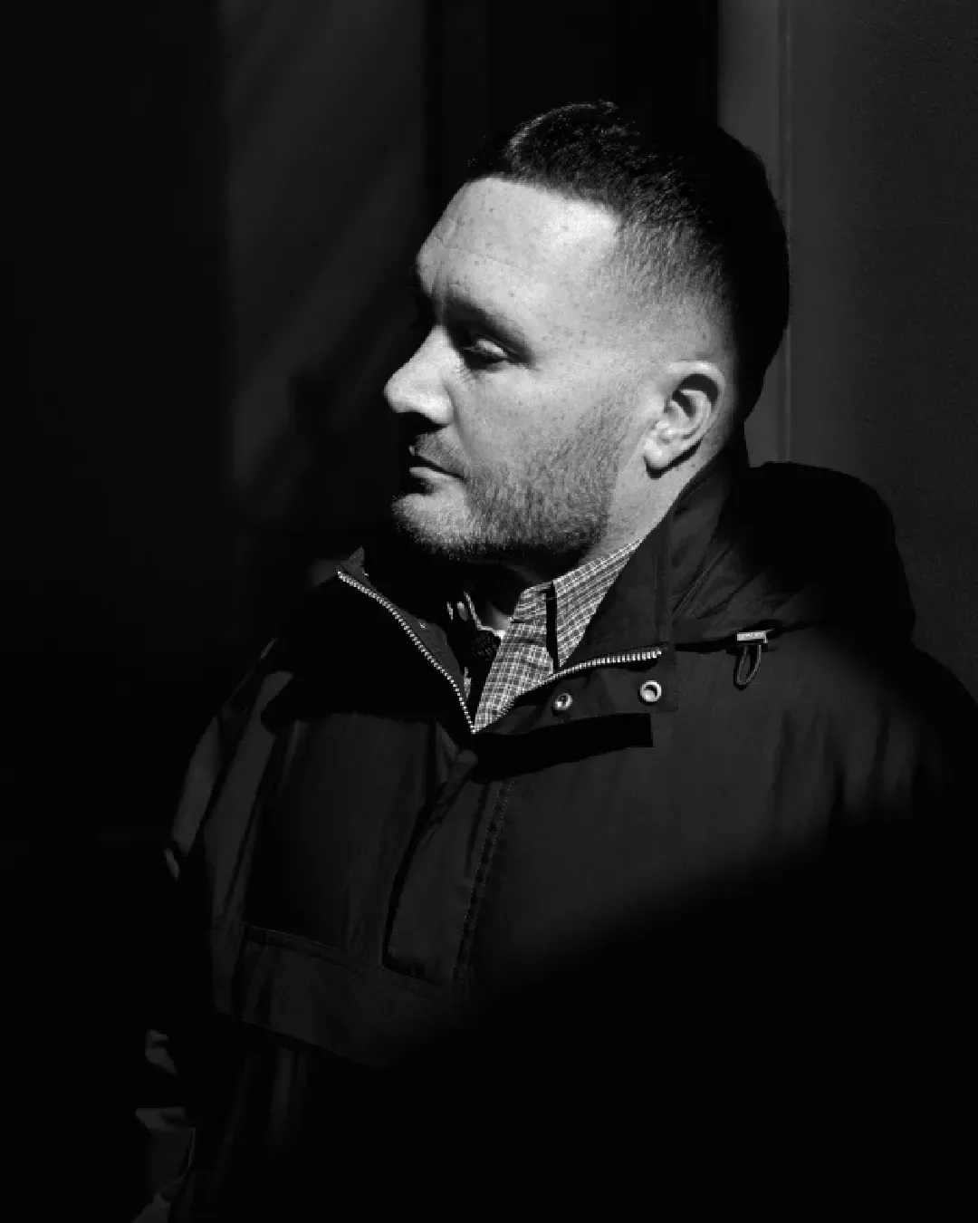Kim Jones ha lanciato un brand tutto suo Chiamato KIM JONES, debutterà nel 2027 con produzione principalmente Made in Japan